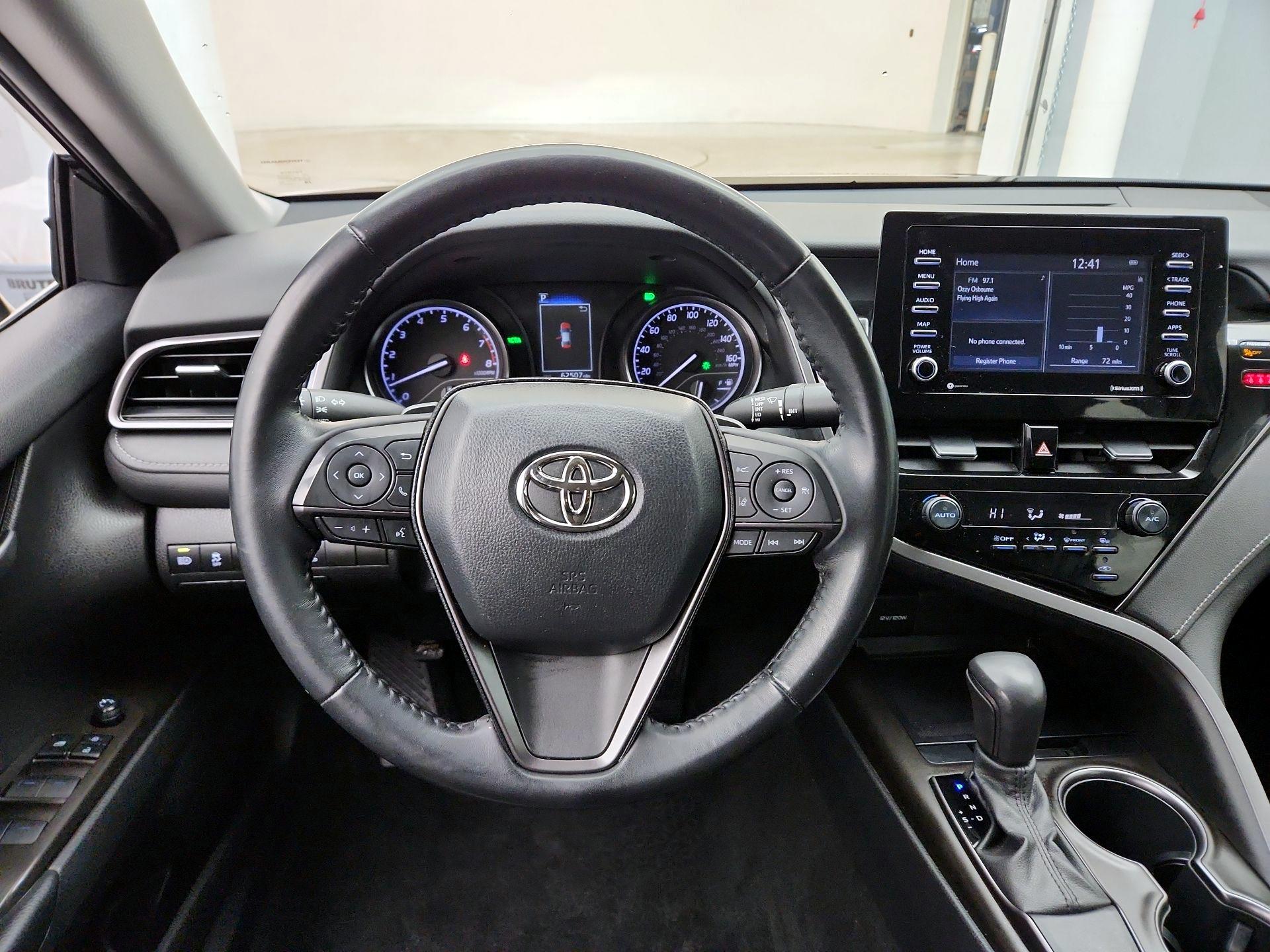 Thumbnail: 2021 Toyota Camry - 10