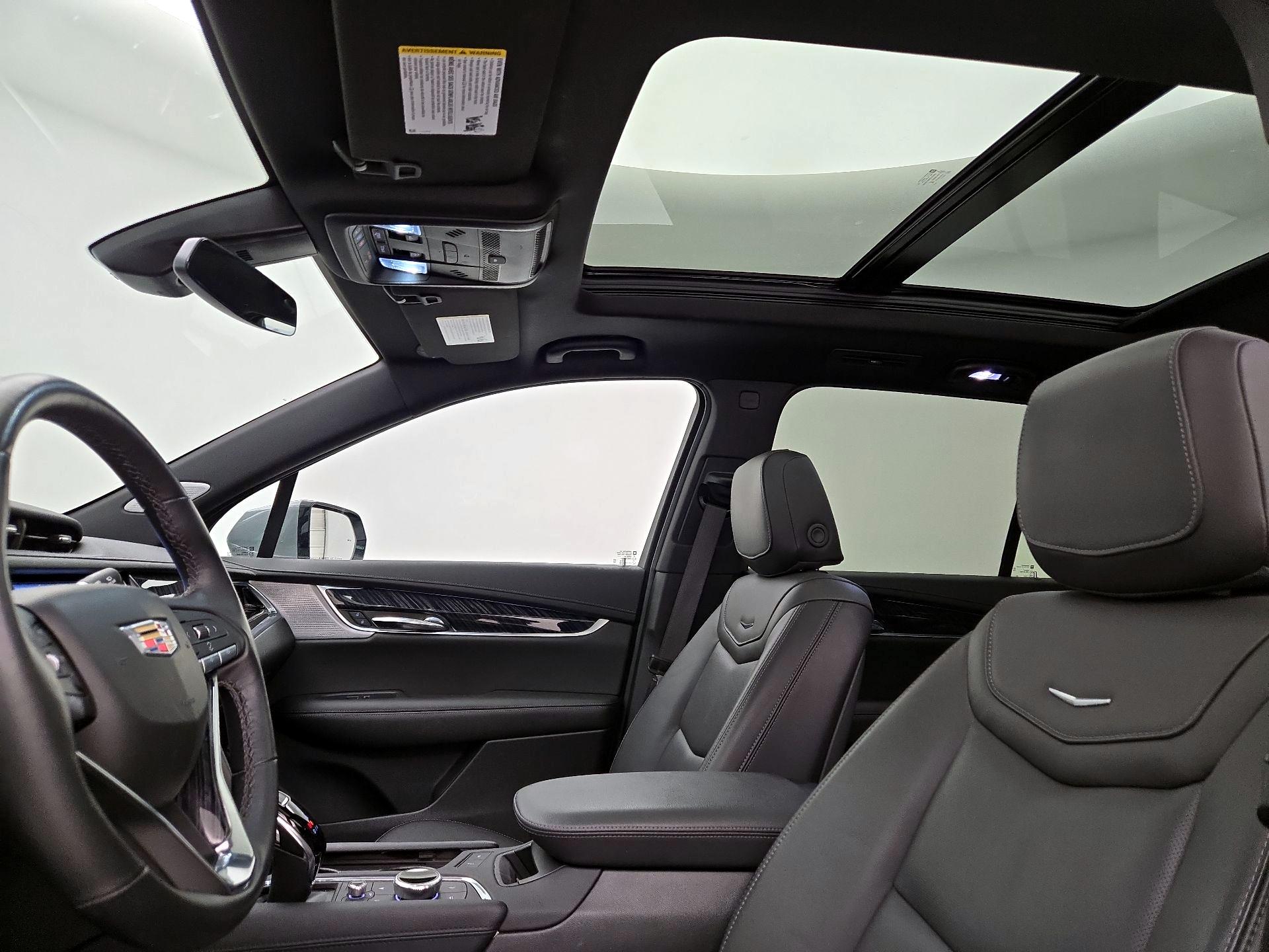 Thumbnail: 2025 Cadillac XT6 - 19