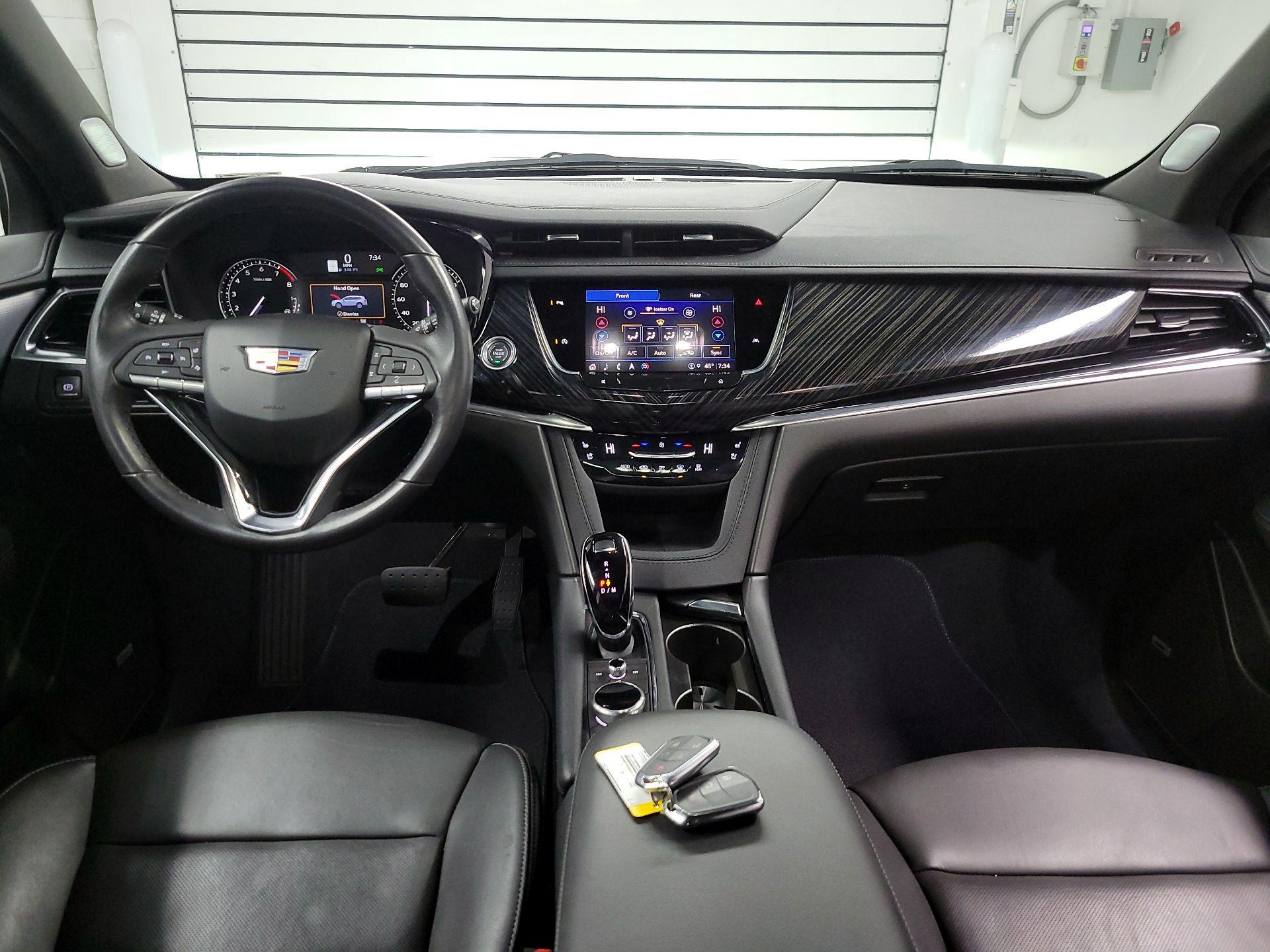 Thumbnail: 2025 Cadillac XT6 - 9