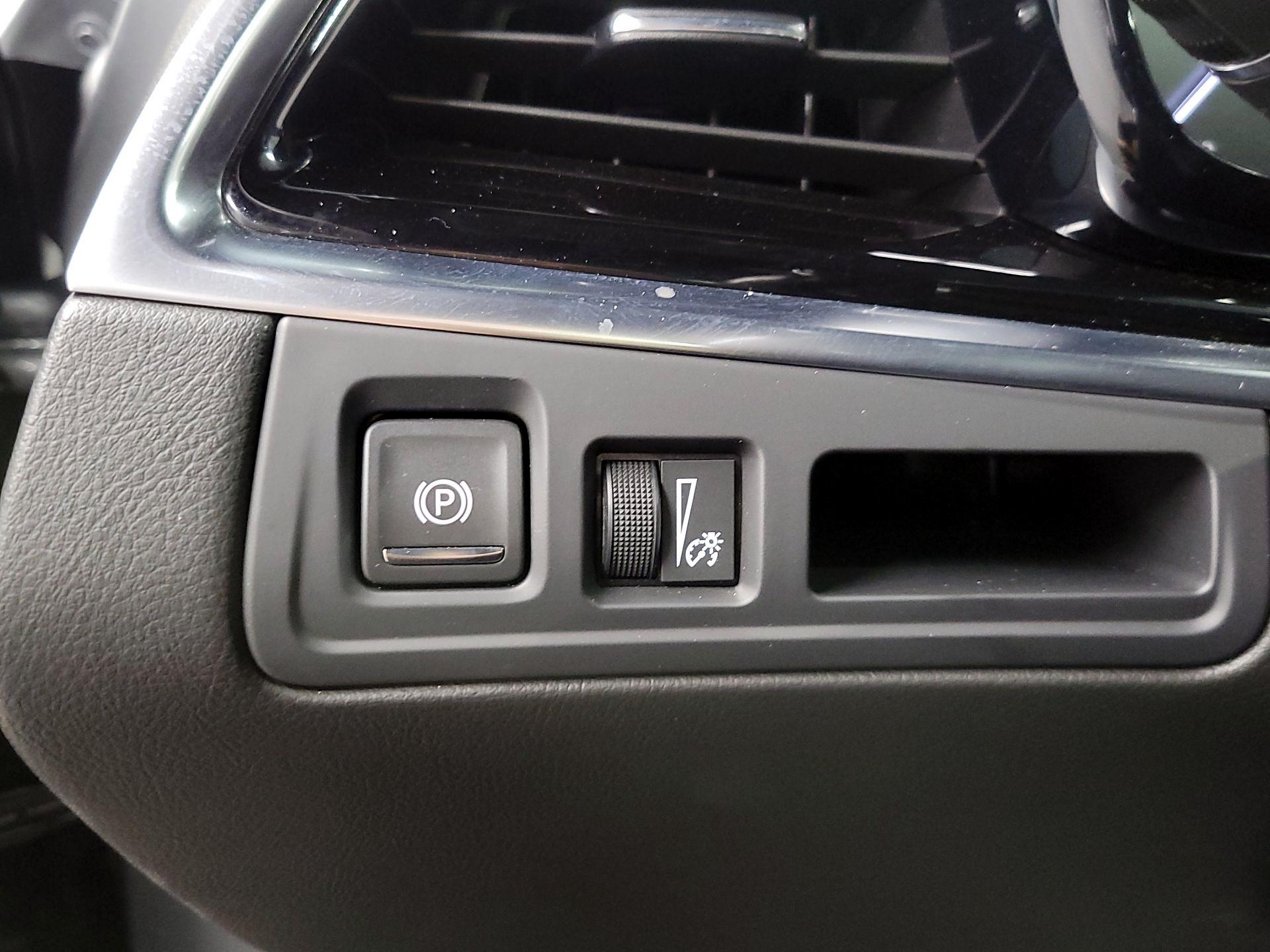 Thumbnail: 2025 Cadillac XT6 - 13