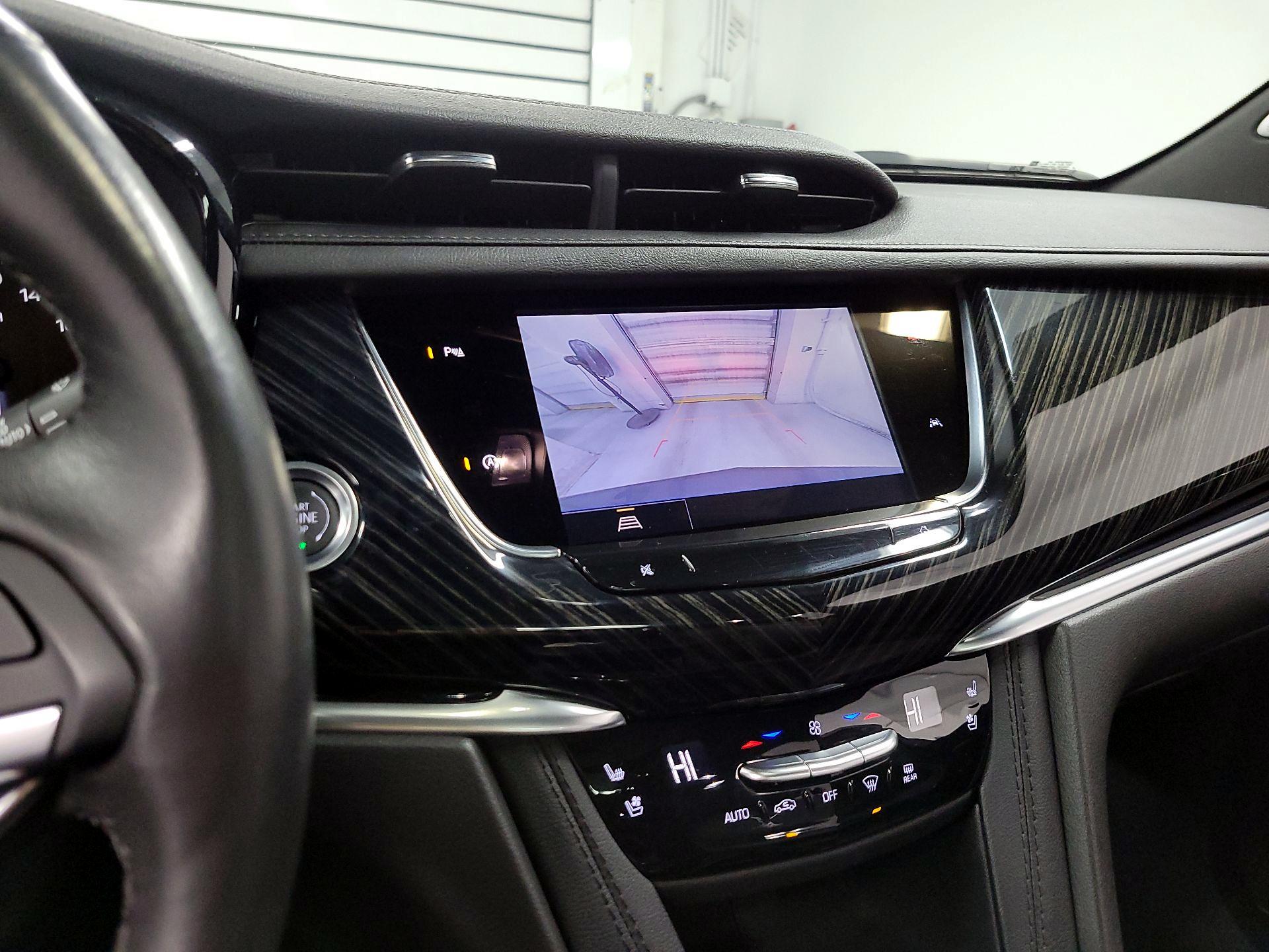 Thumbnail: 2025 Cadillac XT6 - 14