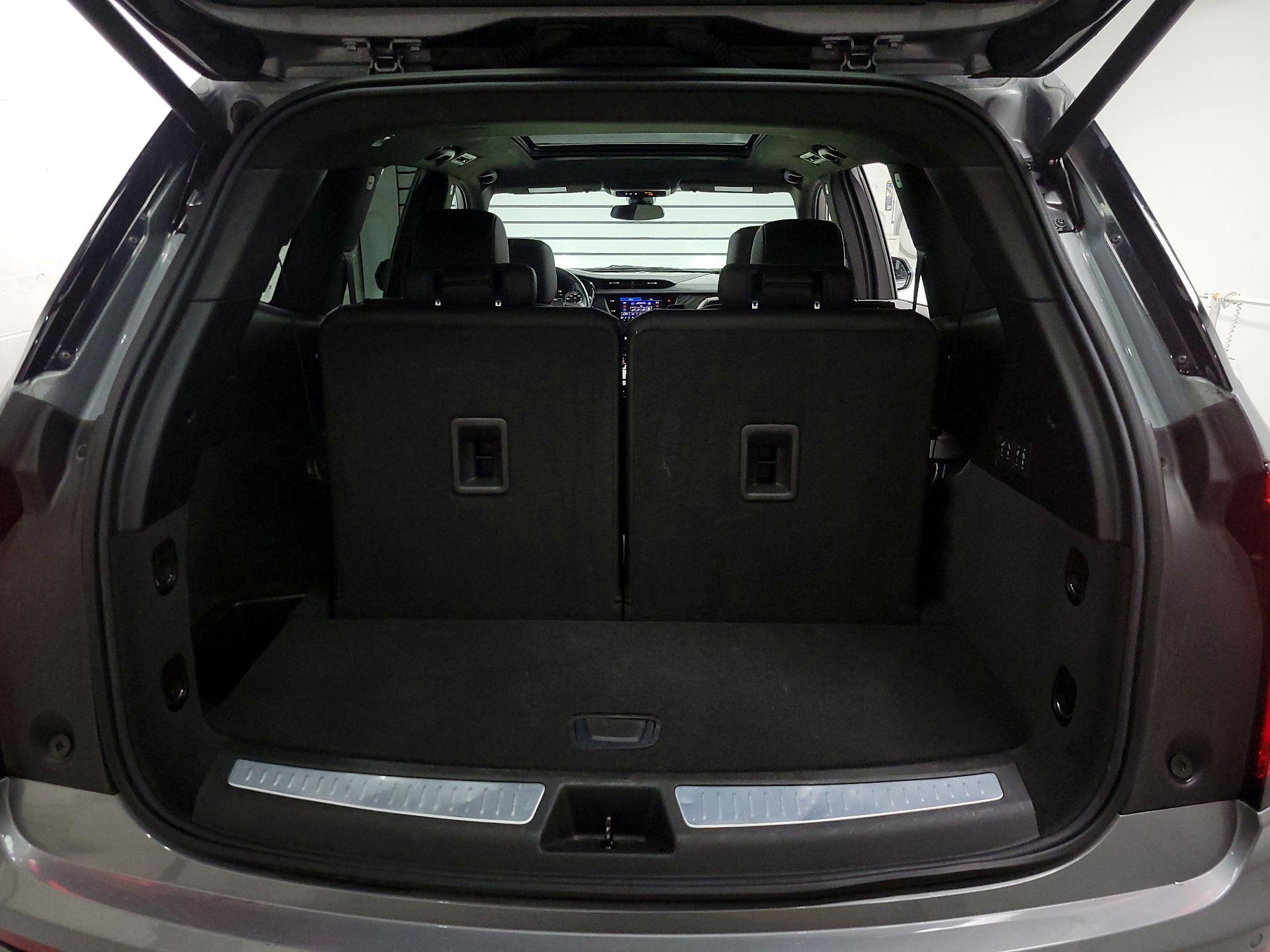 Thumbnail: 2025 Cadillac XT6 - 20