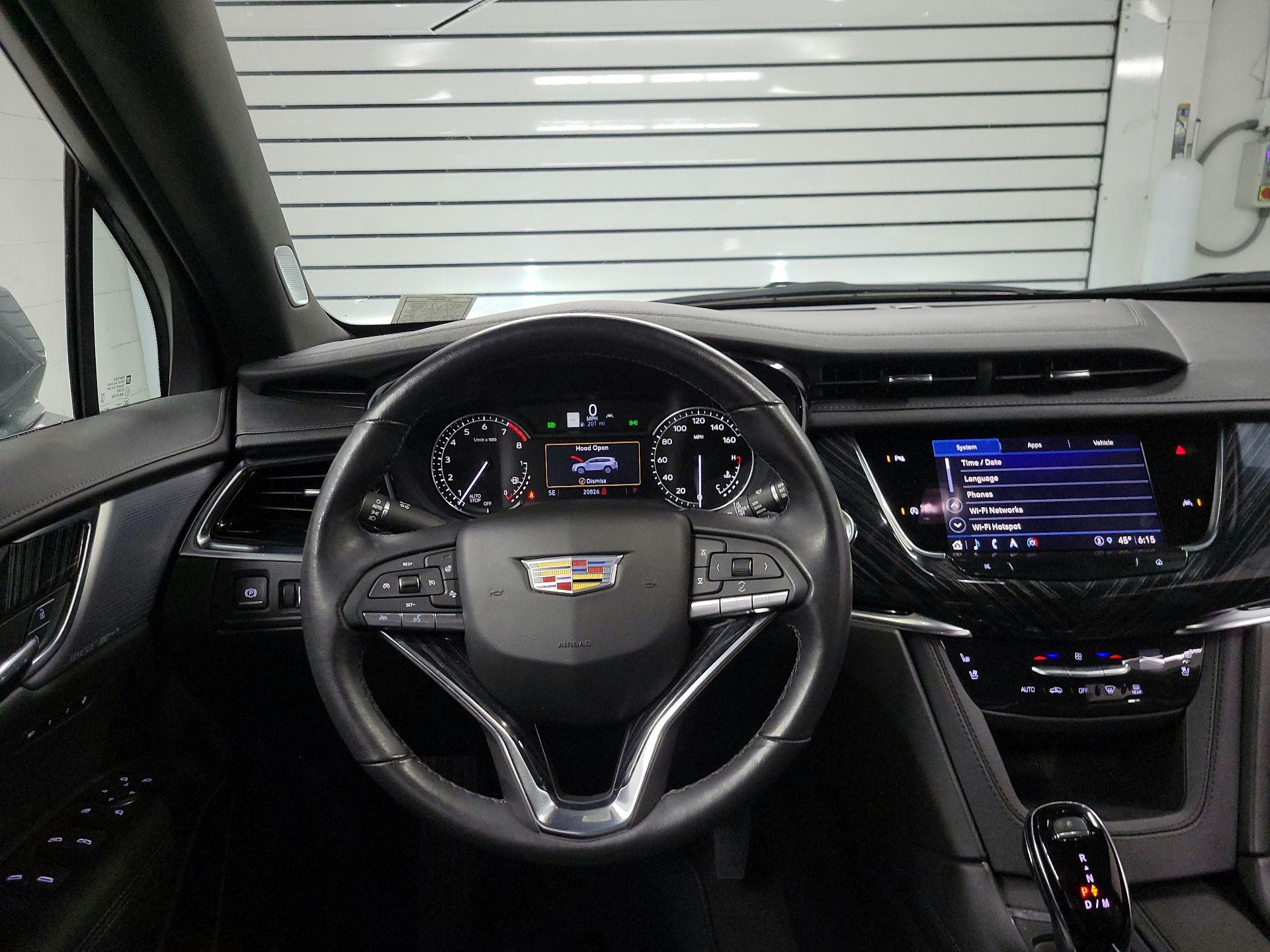 Thumbnail: 2025 Cadillac XT6 - 10