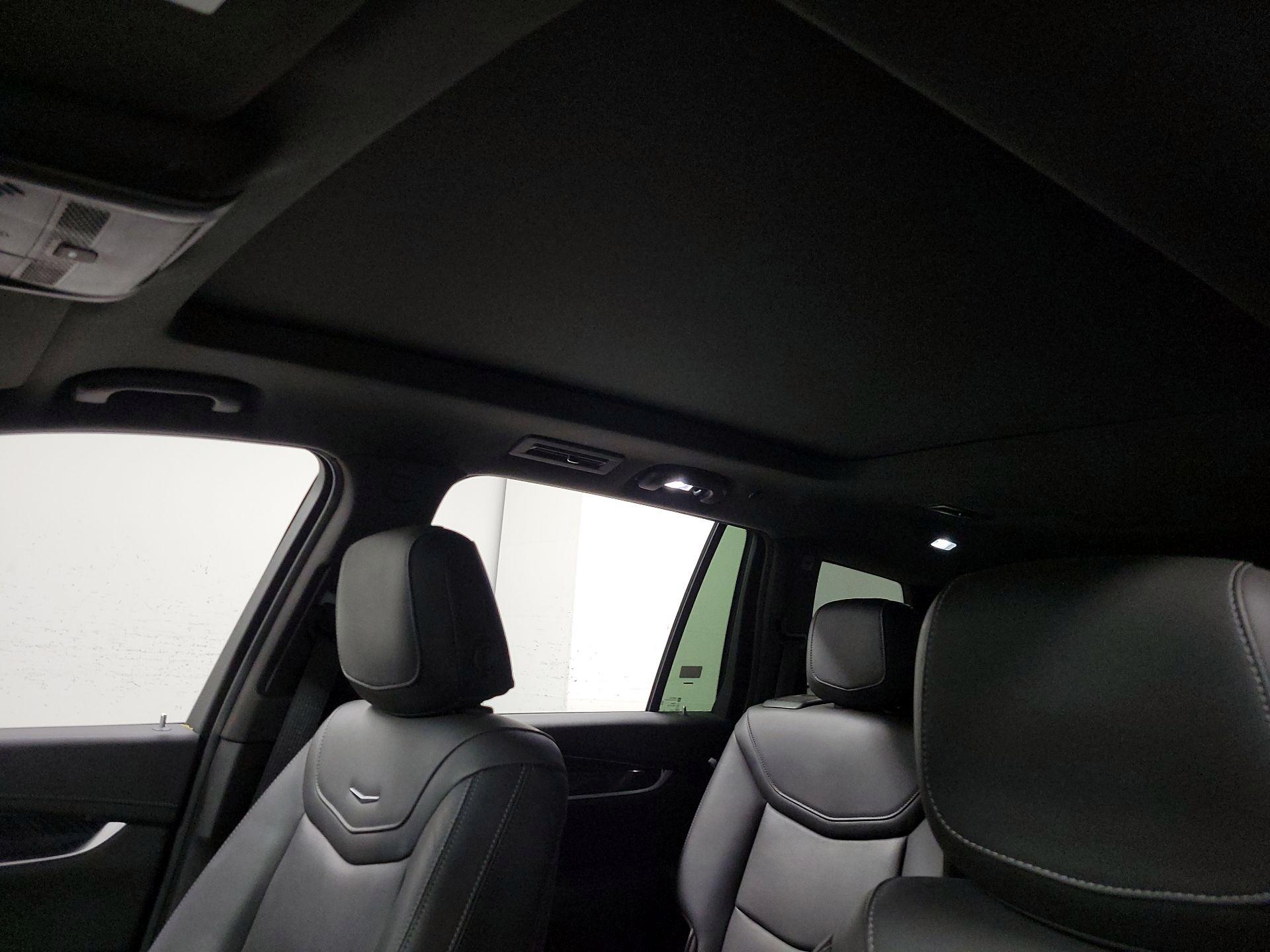 Thumbnail: 2025 Cadillac XT6 - 18