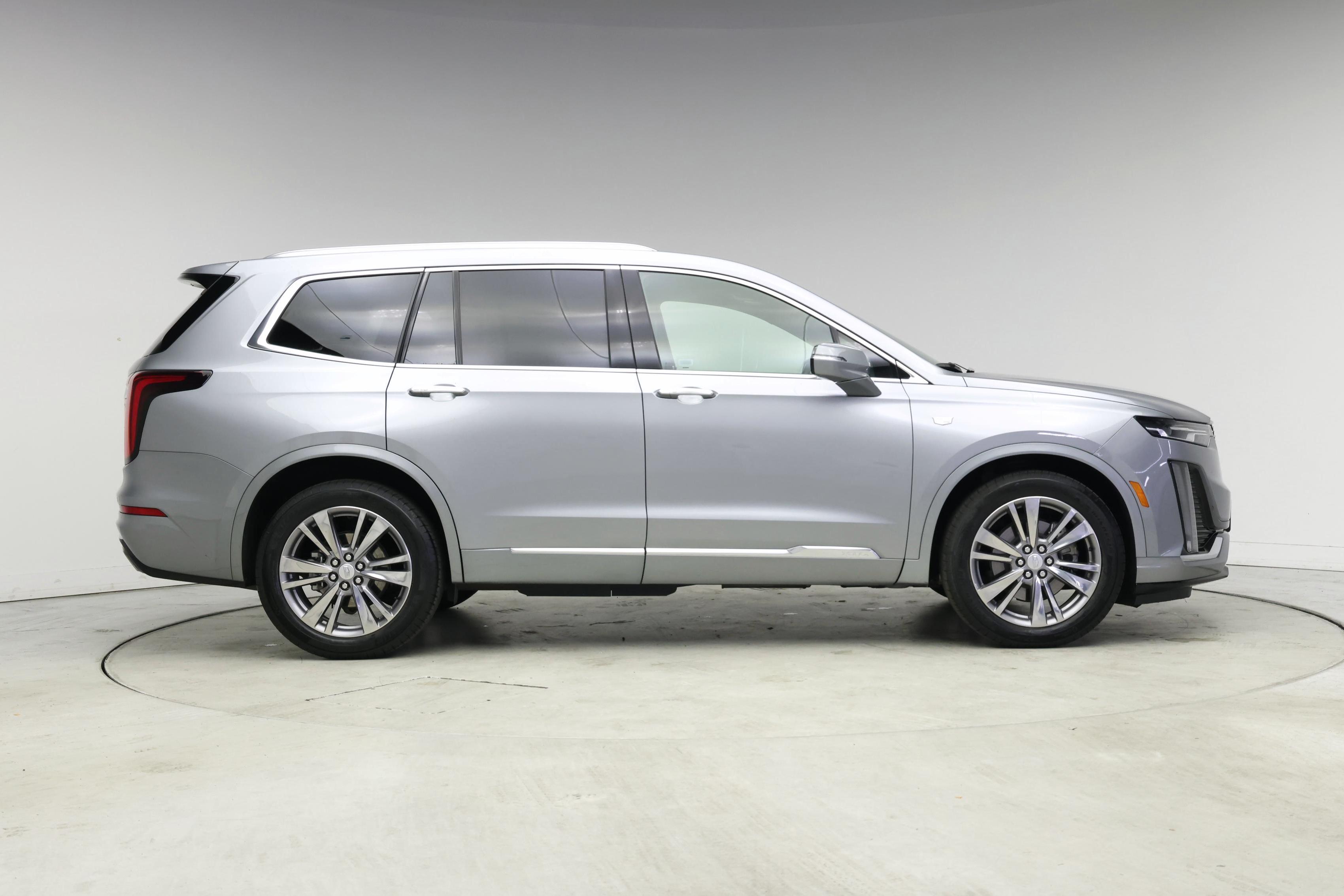 Thumbnail: 2025 Cadillac XT6 - 7