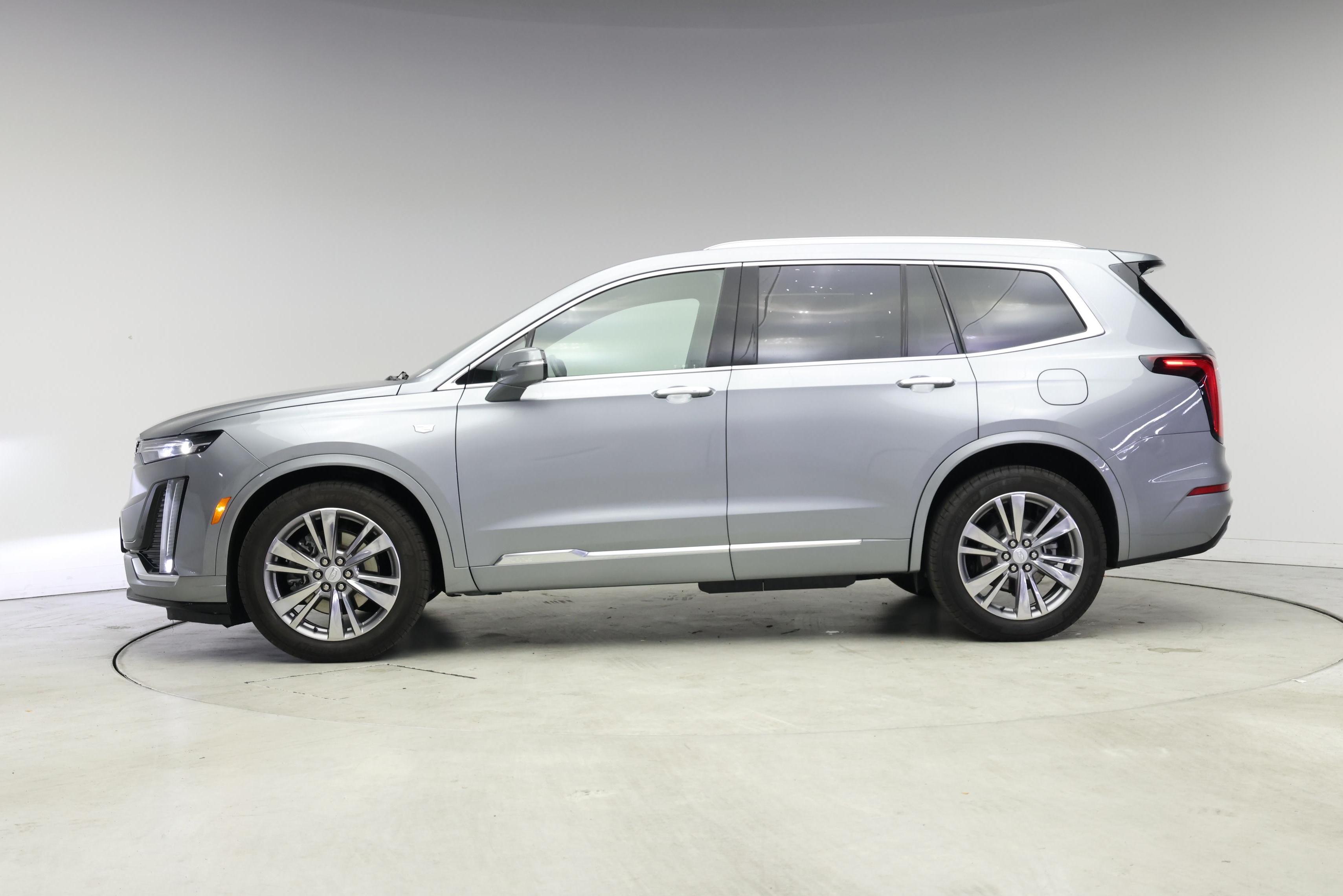 Thumbnail: 2025 Cadillac XT6 - 3