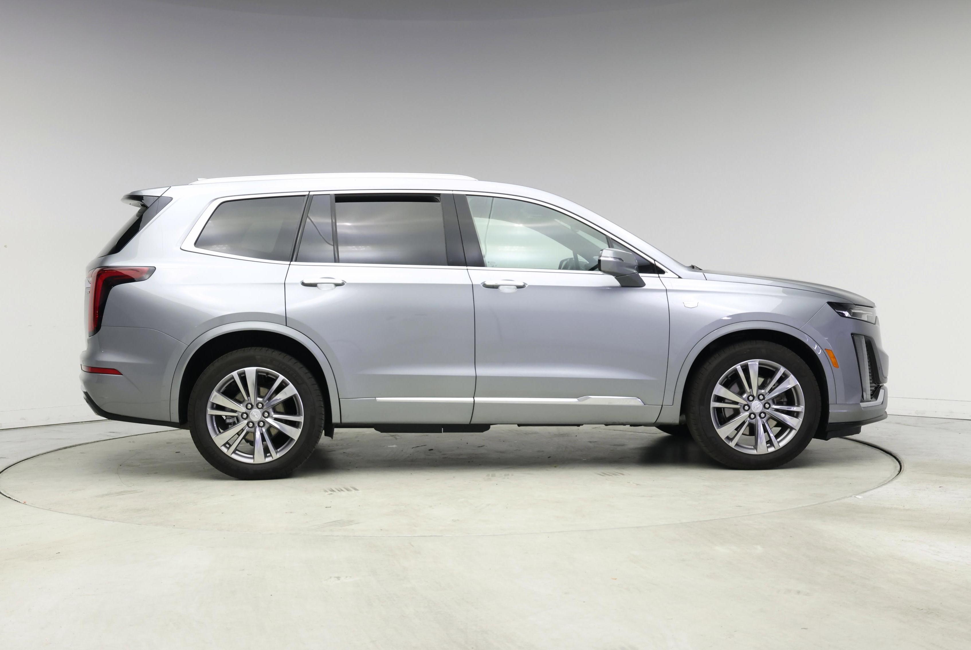 Thumbnail: 2025 Cadillac XT6 - 7