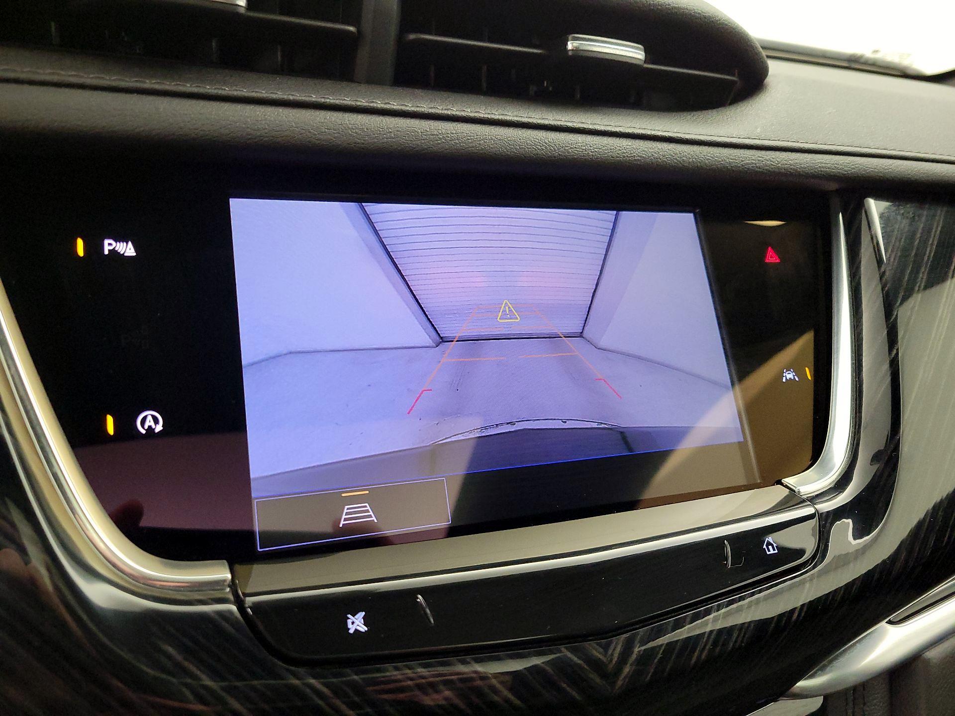 Thumbnail: 2025 Cadillac XT6 - 14