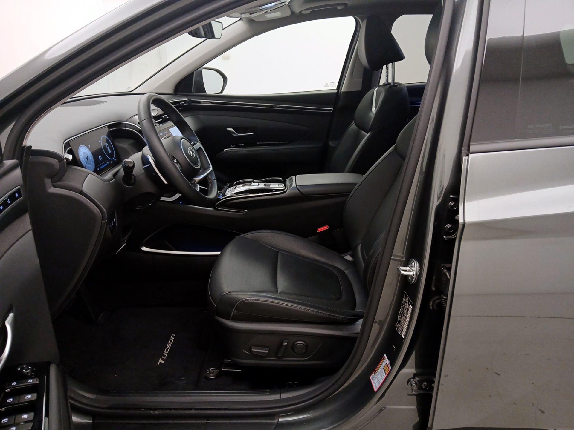 Thumbnail: 2023 Hyundai Tucson - 11