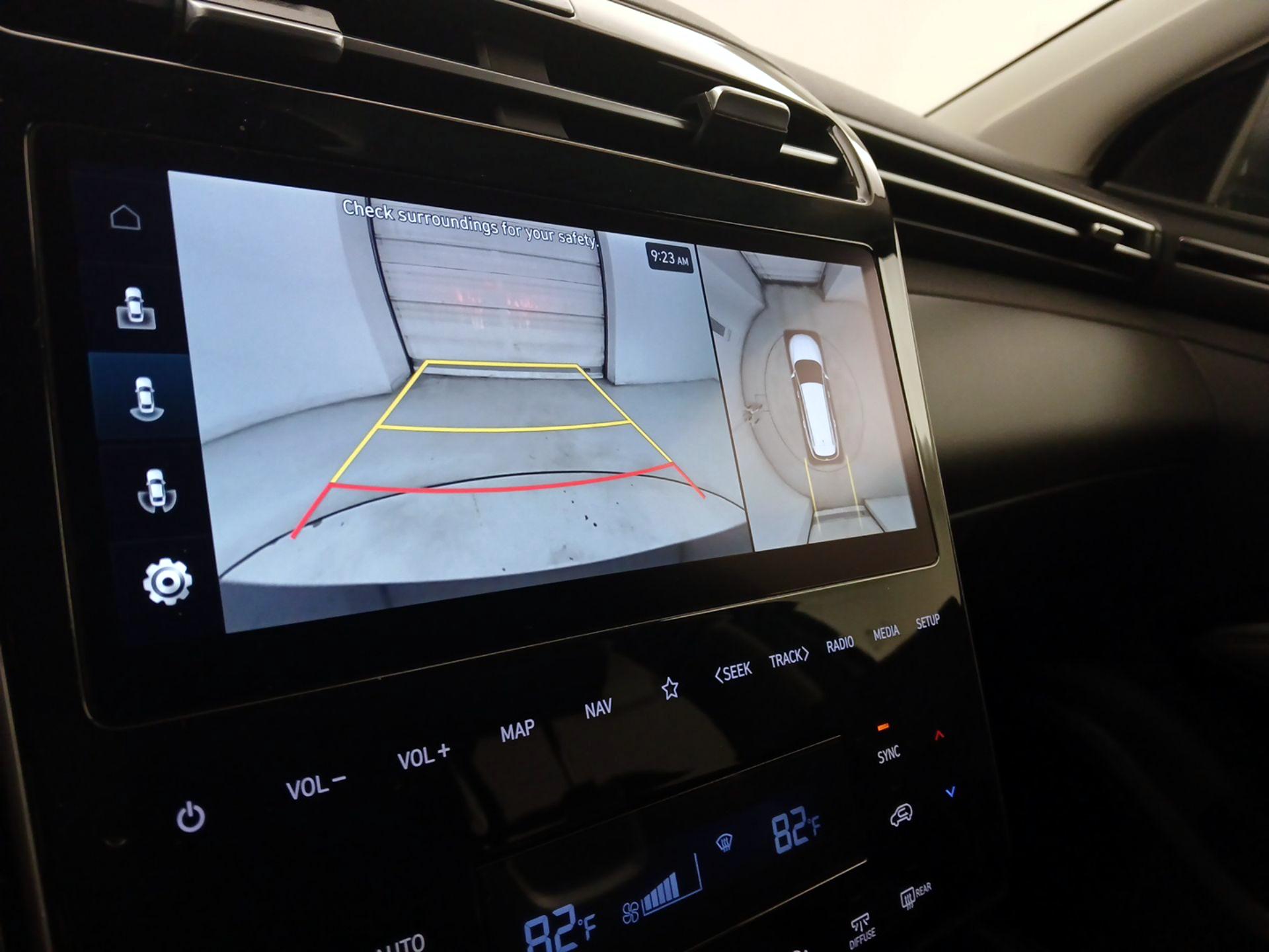 Thumbnail: 2023 Hyundai Tucson - 16