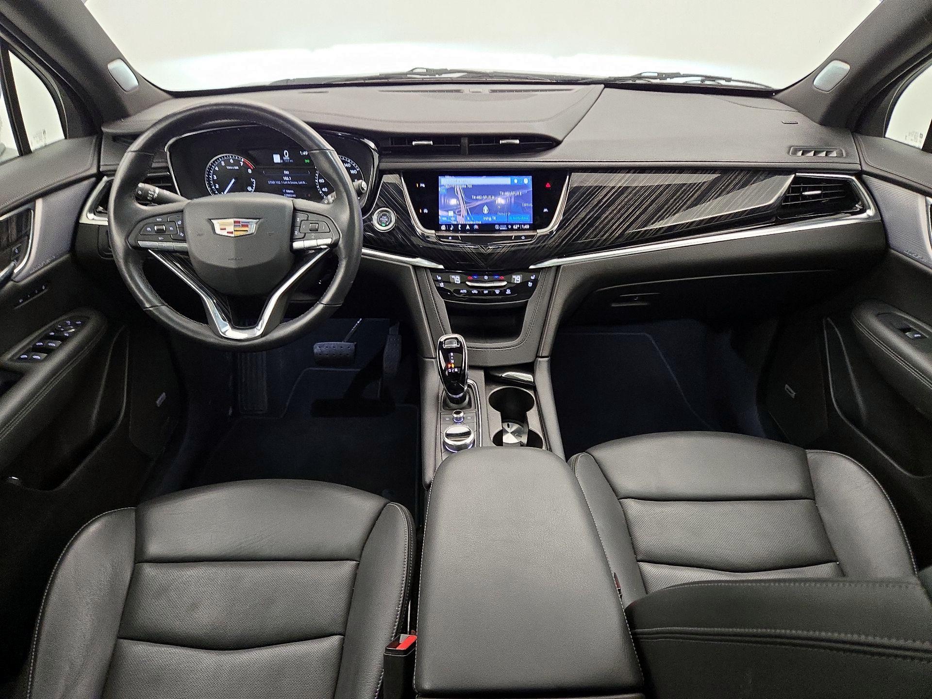 Thumbnail: 2025 Cadillac XT6 - 9