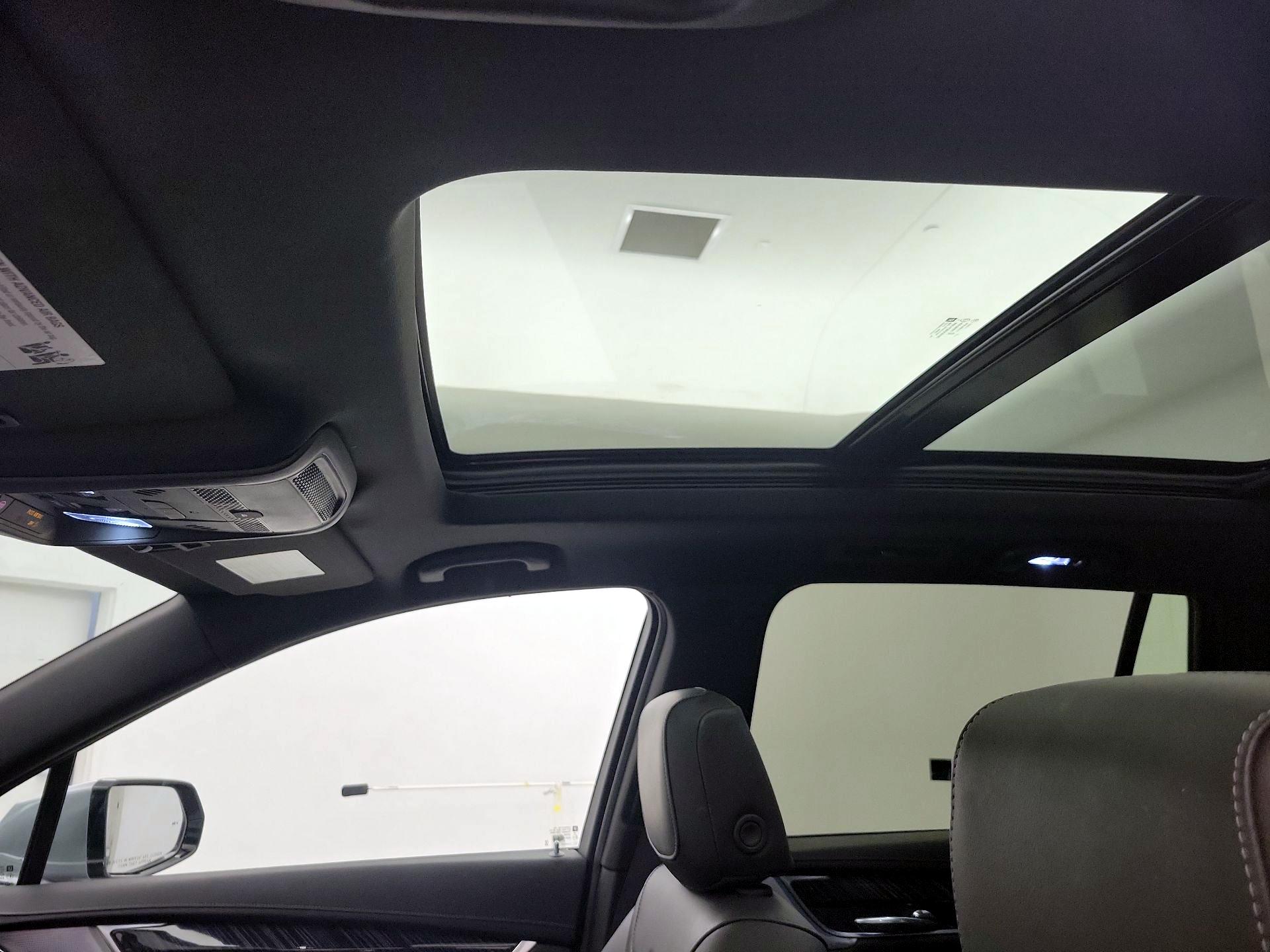 Thumbnail: 2025 Cadillac XT6 - 19