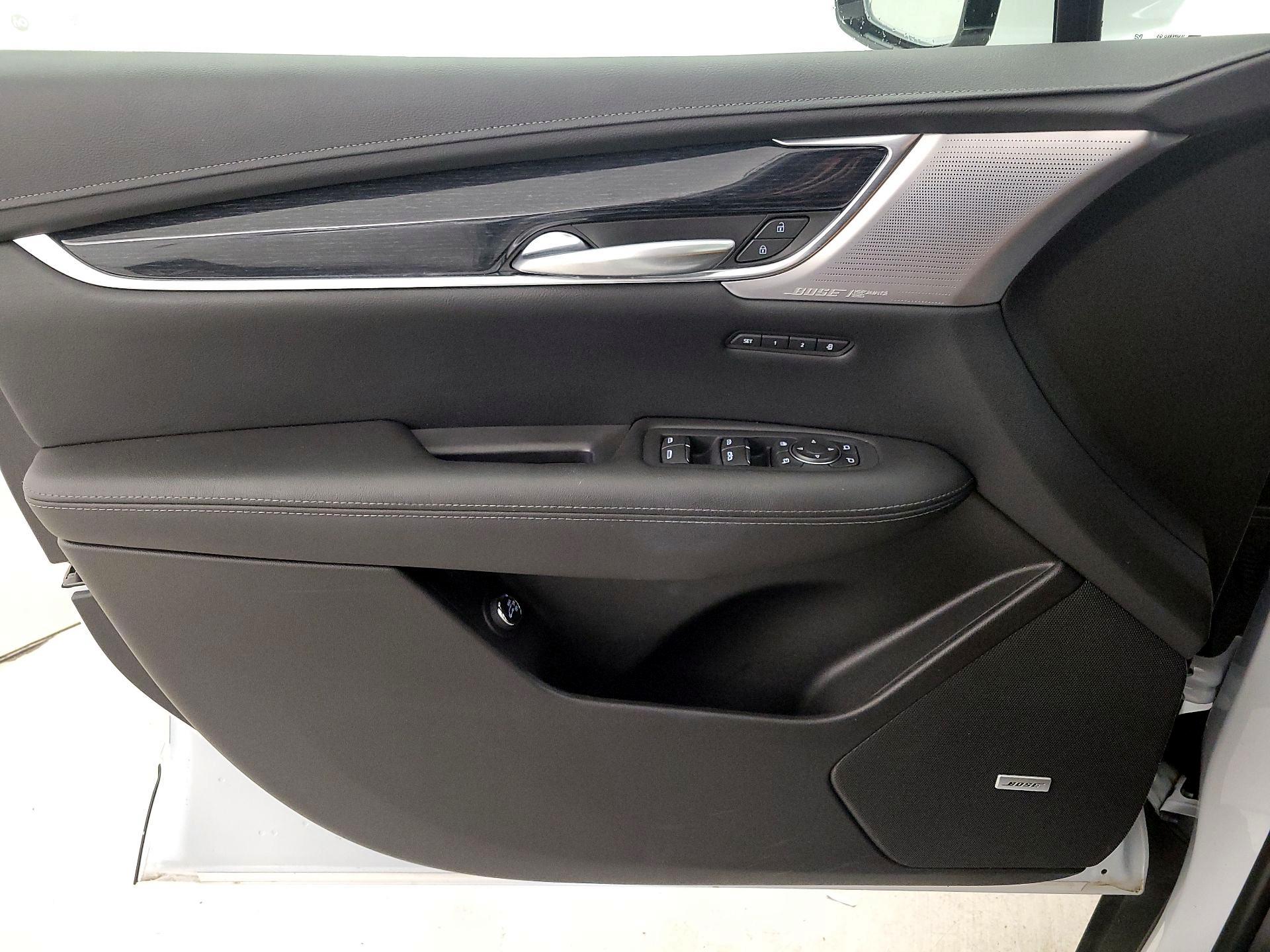 Thumbnail: 2025 Cadillac XT5 - 12