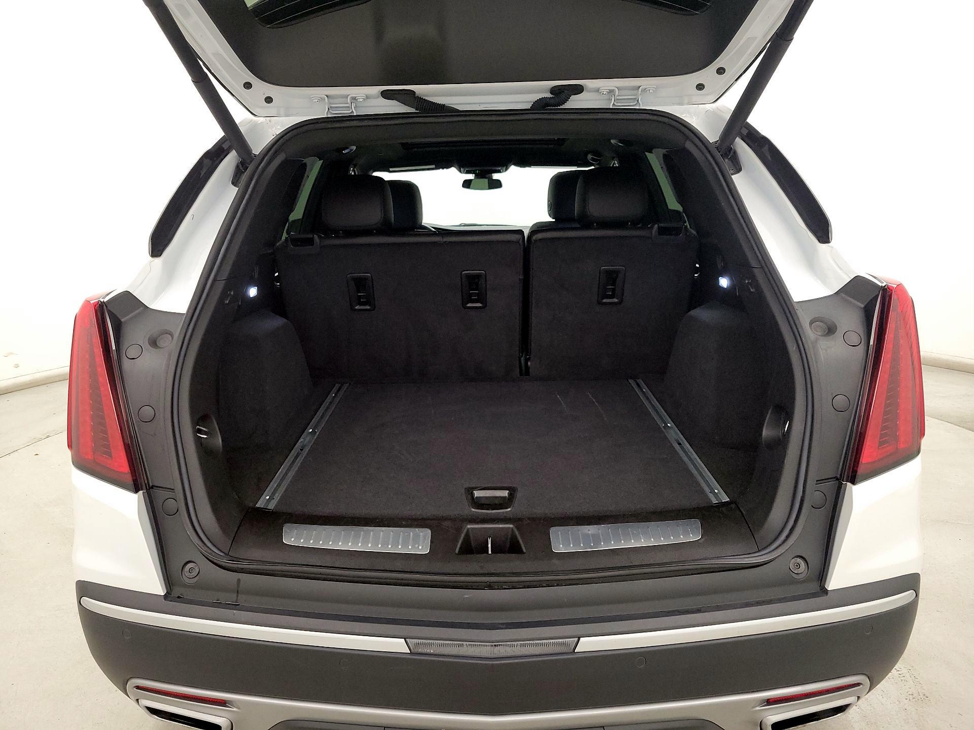 Thumbnail: 2025 Cadillac XT5 - 20