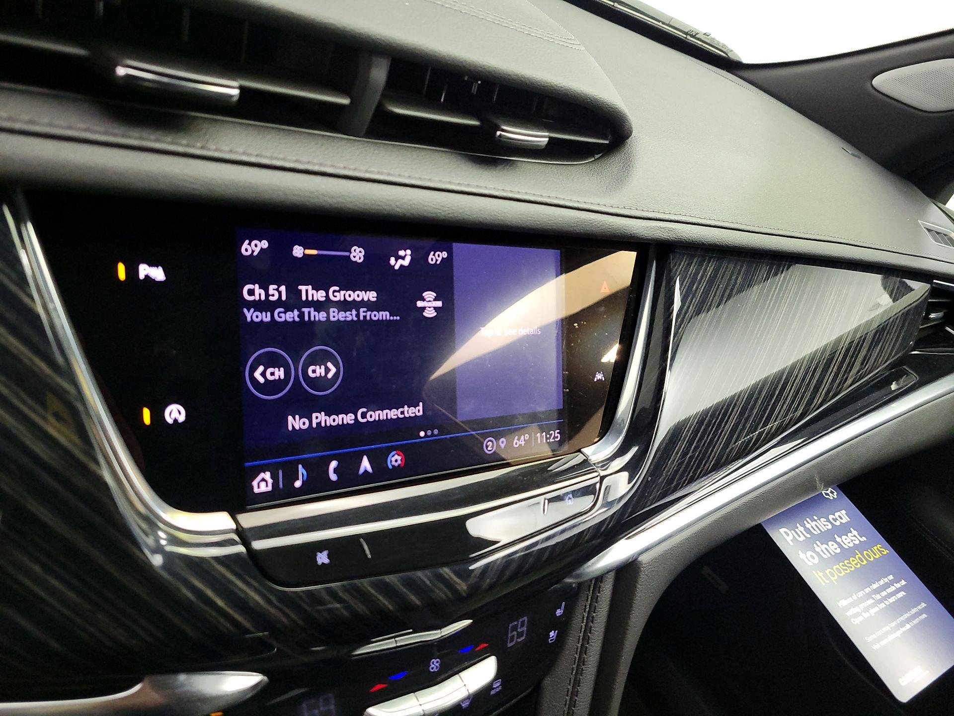 Thumbnail: 2025 Cadillac XT6 - 16