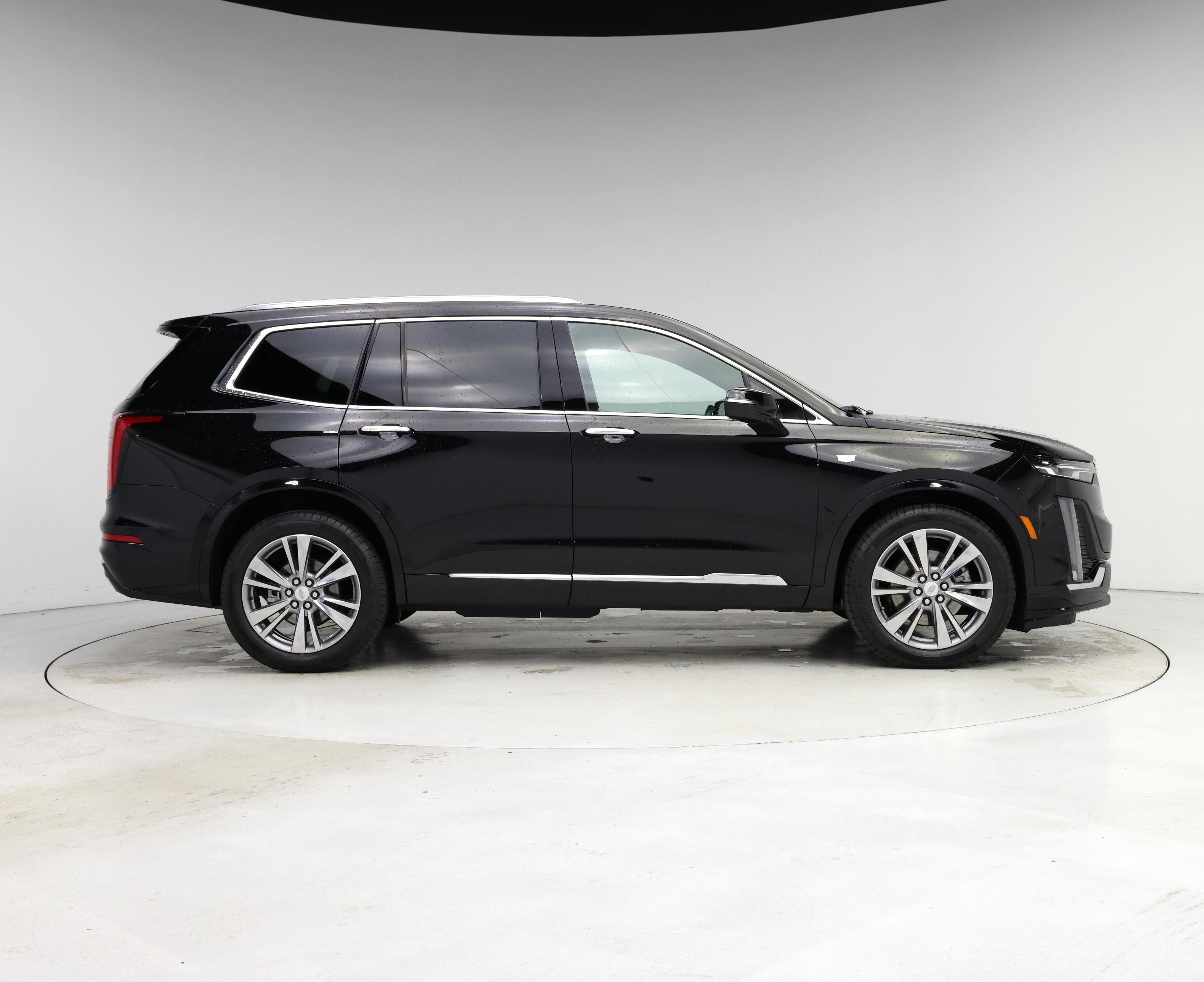 Thumbnail: 2025 Cadillac XT6 - 7