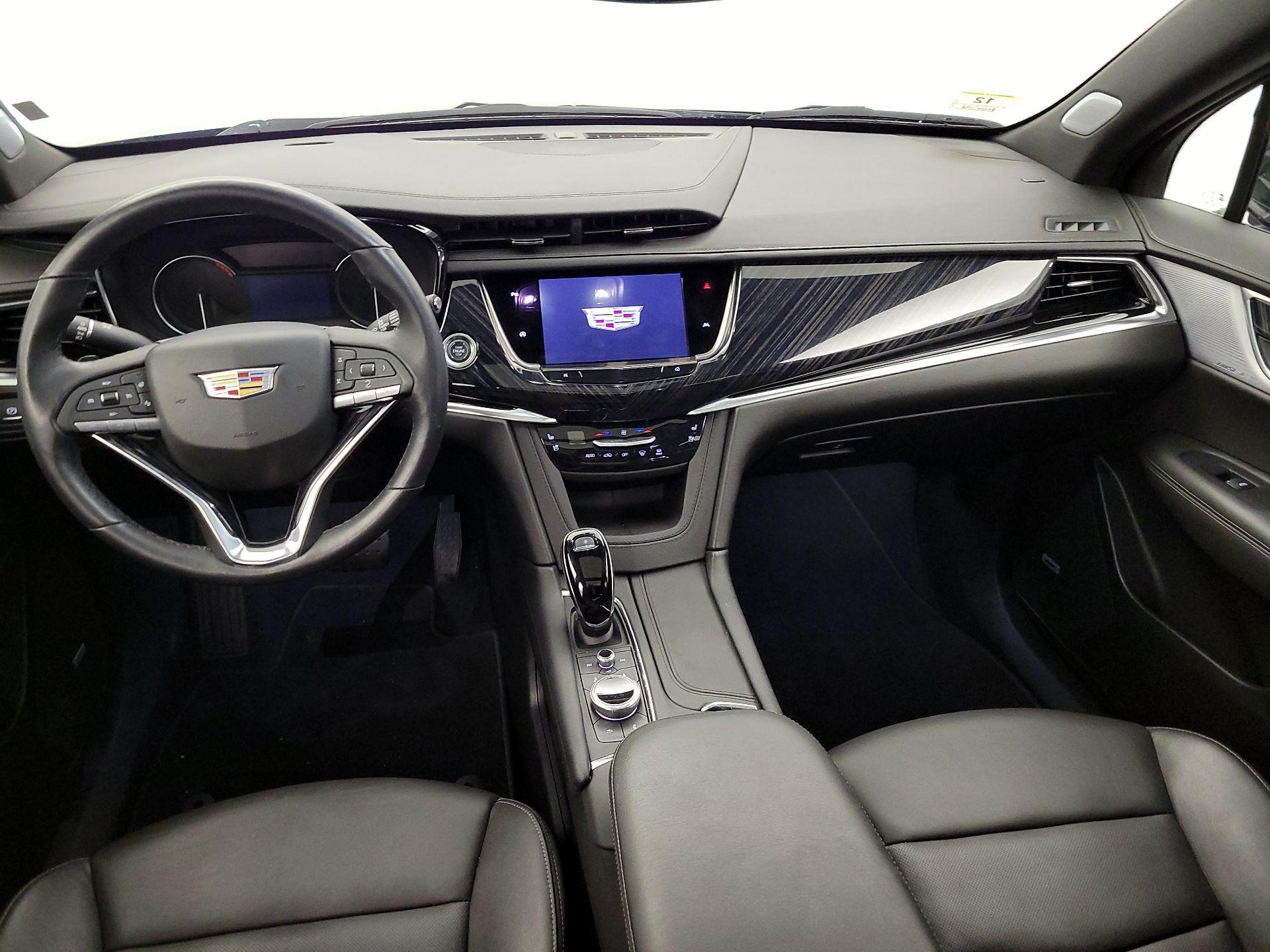 Thumbnail: 2025 Cadillac XT6 - 9