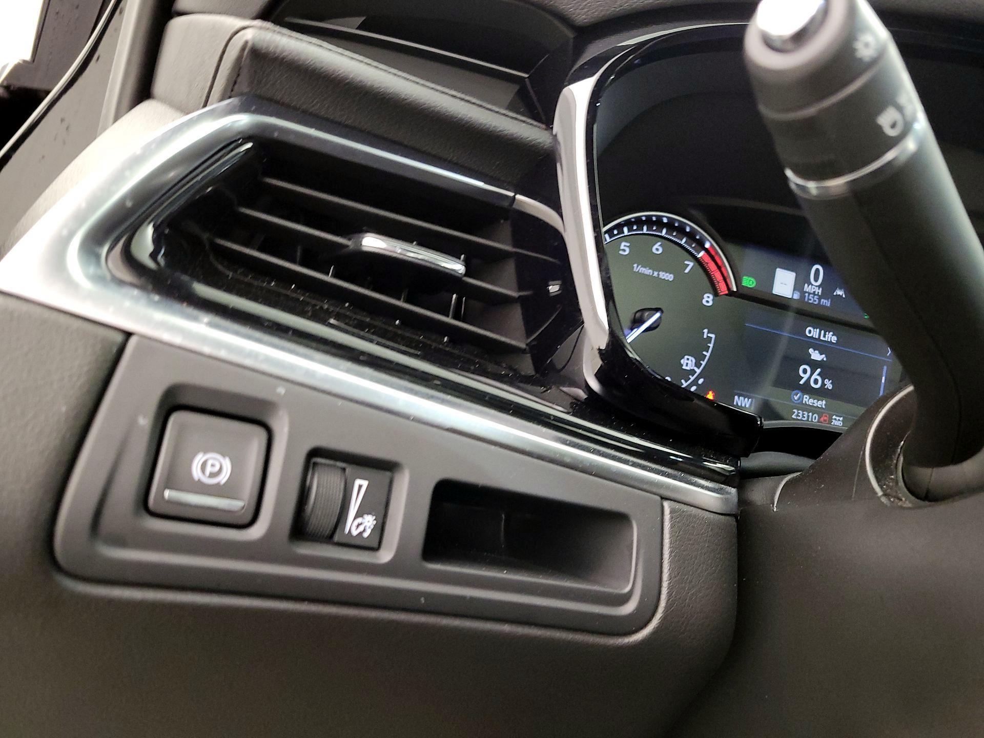 Thumbnail: 2025 Cadillac XT6 - 13