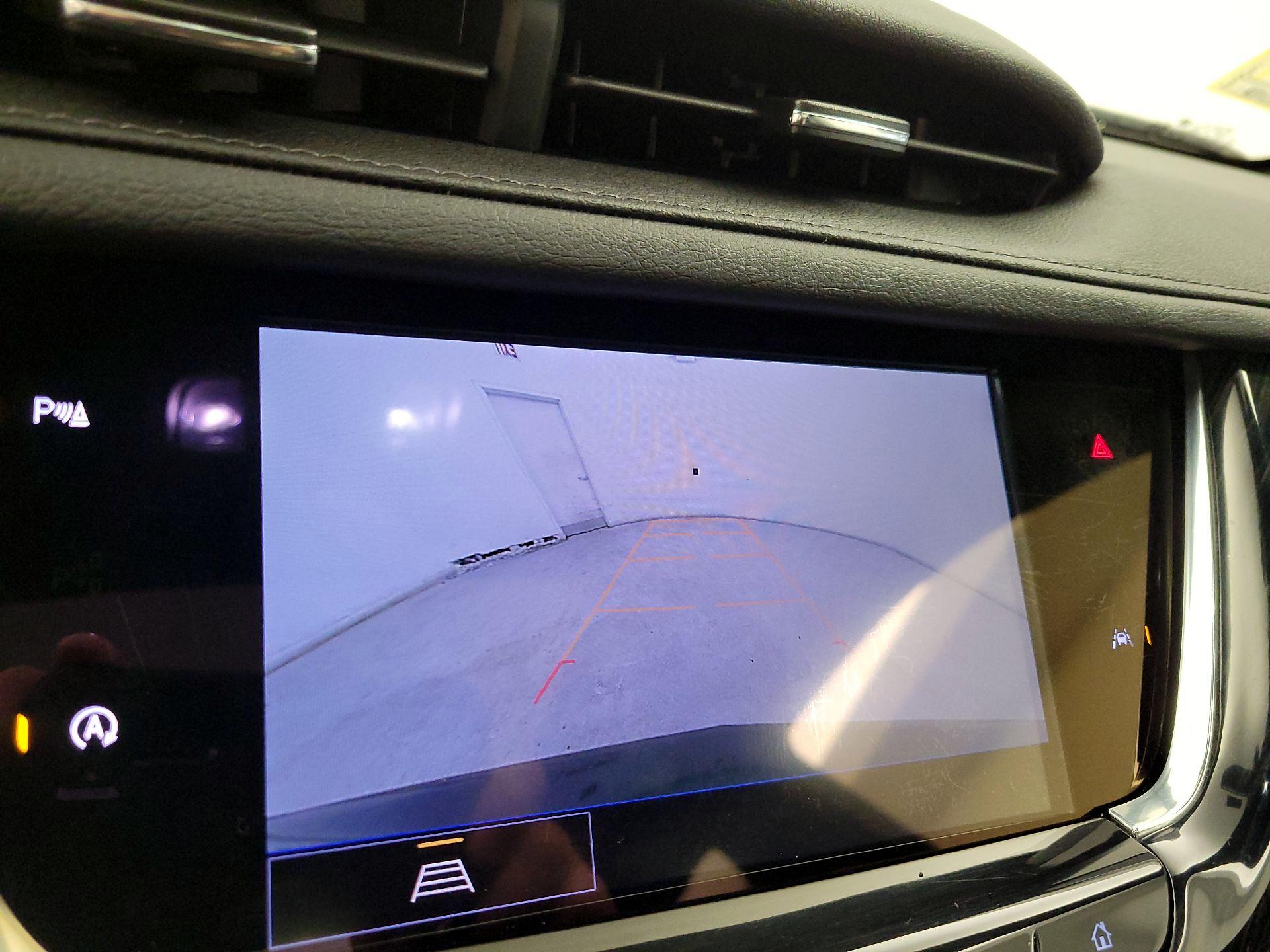 Thumbnail: 2025 Cadillac XT6 - 15