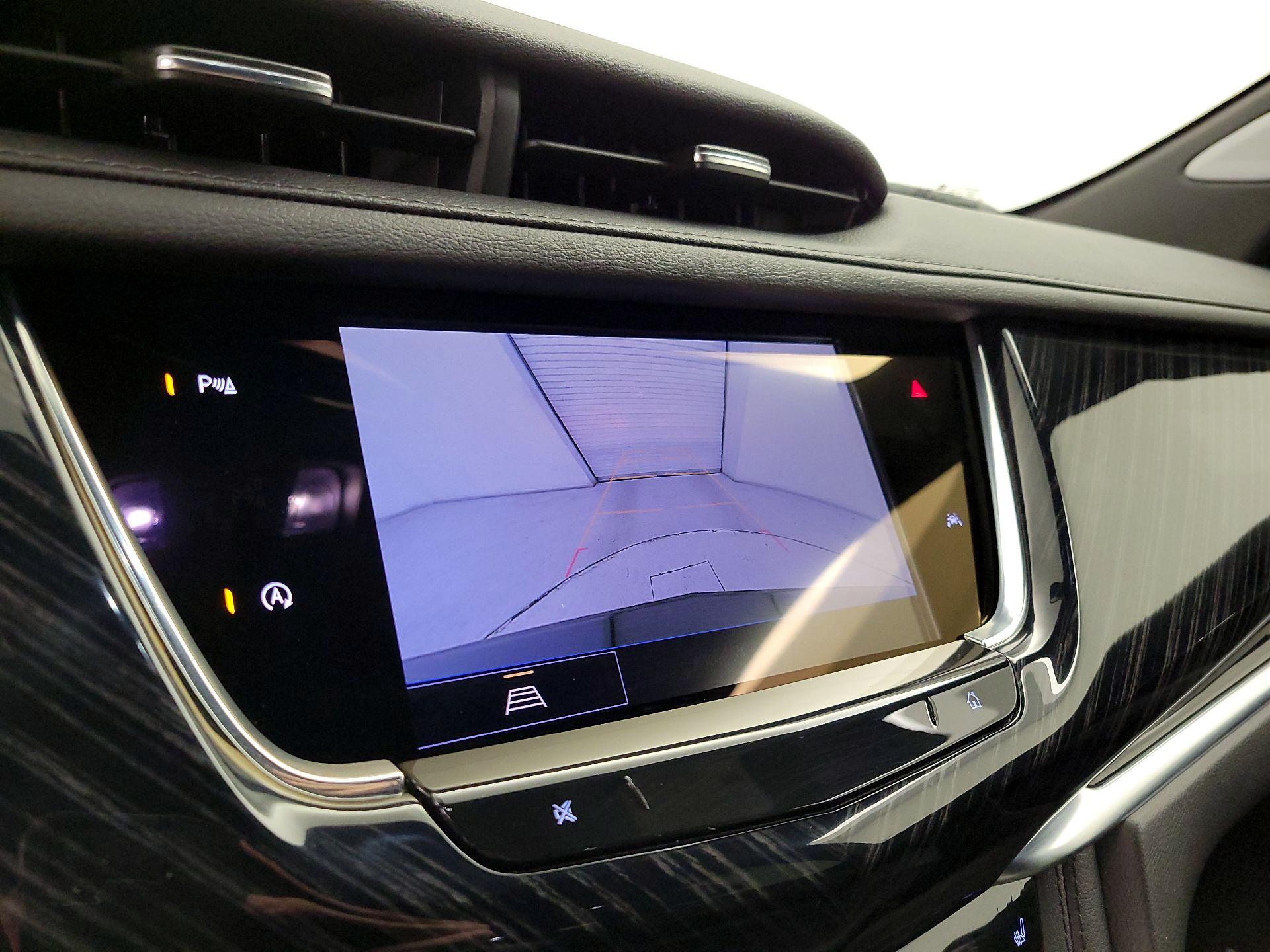 Thumbnail: 2025 Cadillac XT6 - 14