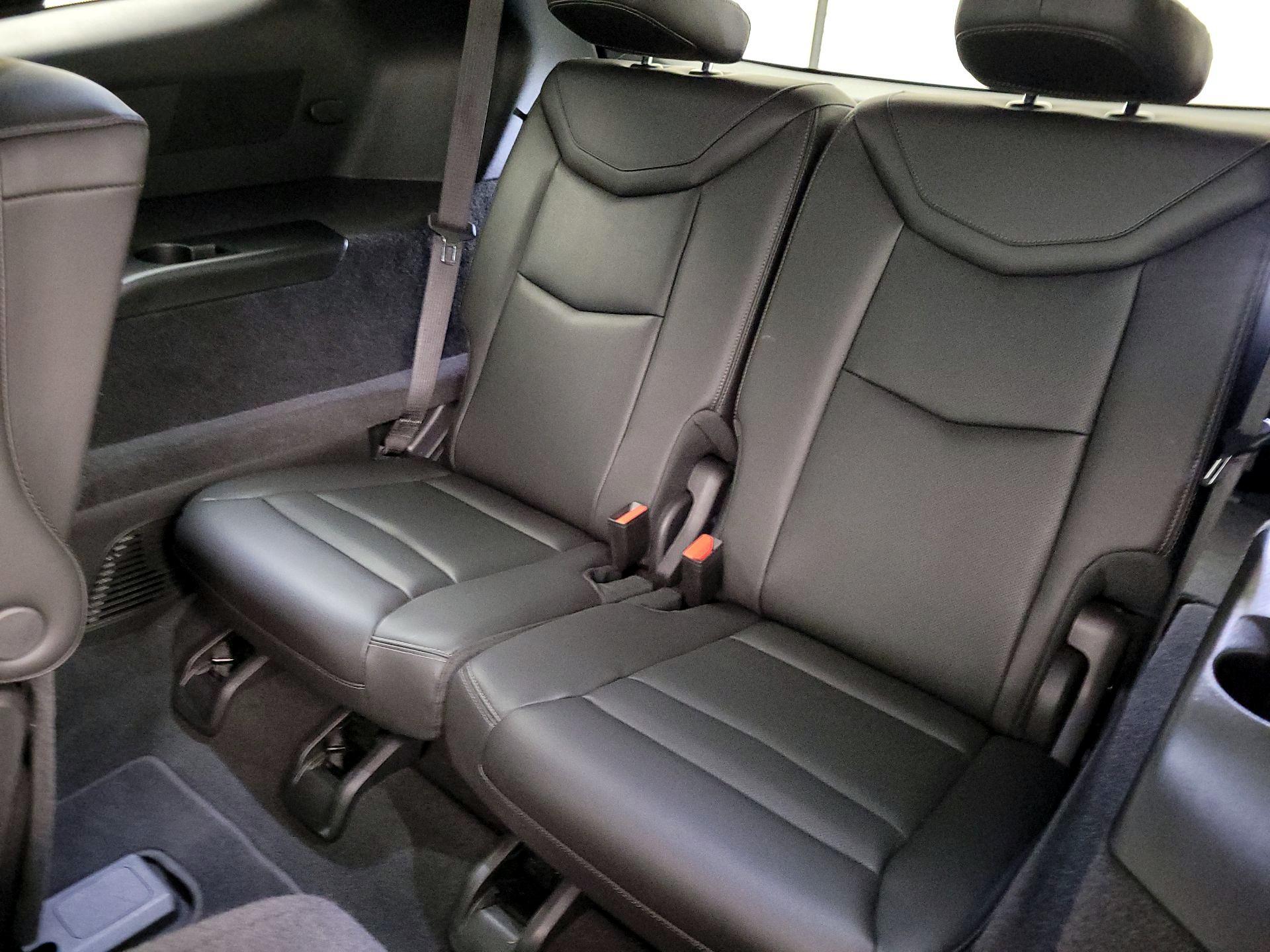 Thumbnail: 2025 Cadillac XT6 - 20