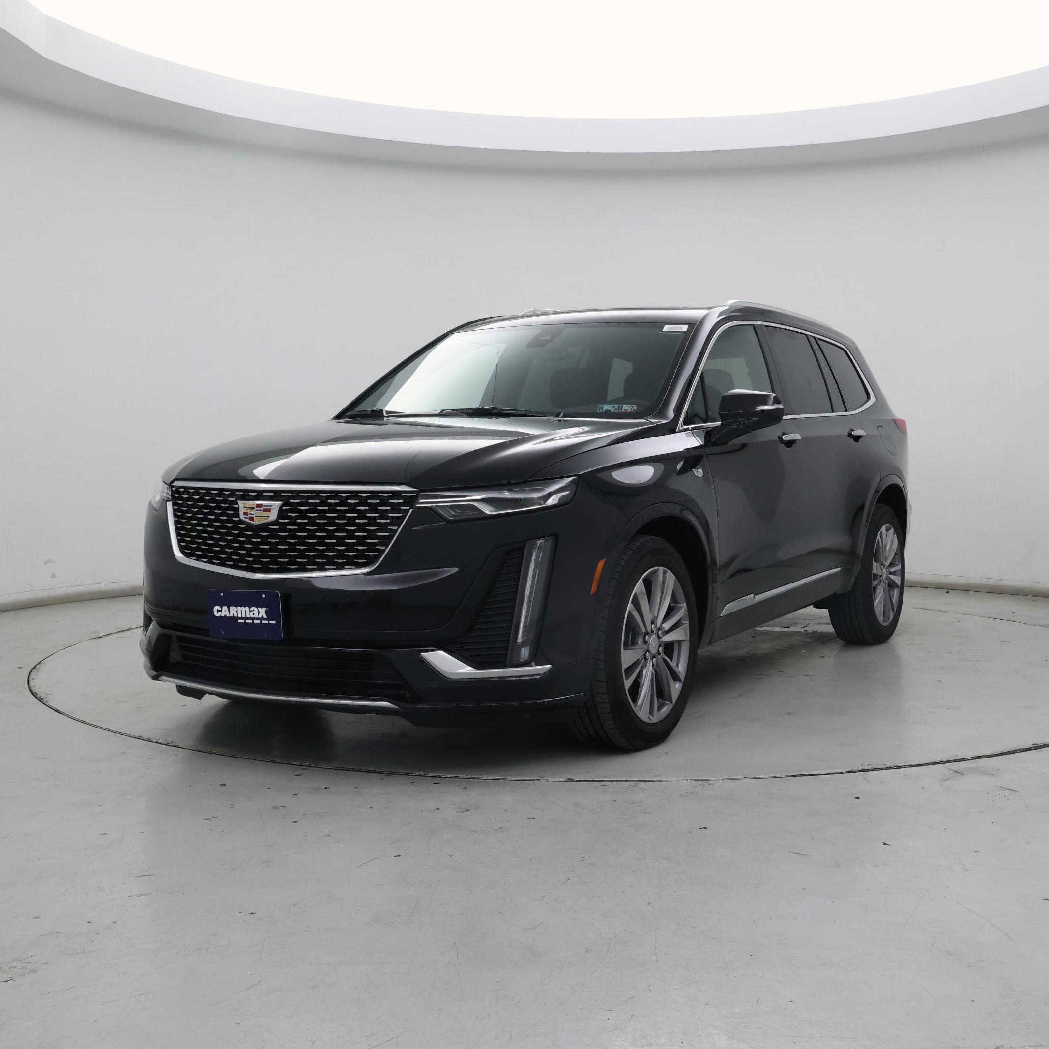 Thumbnail: 2025 Cadillac XT6 - 4