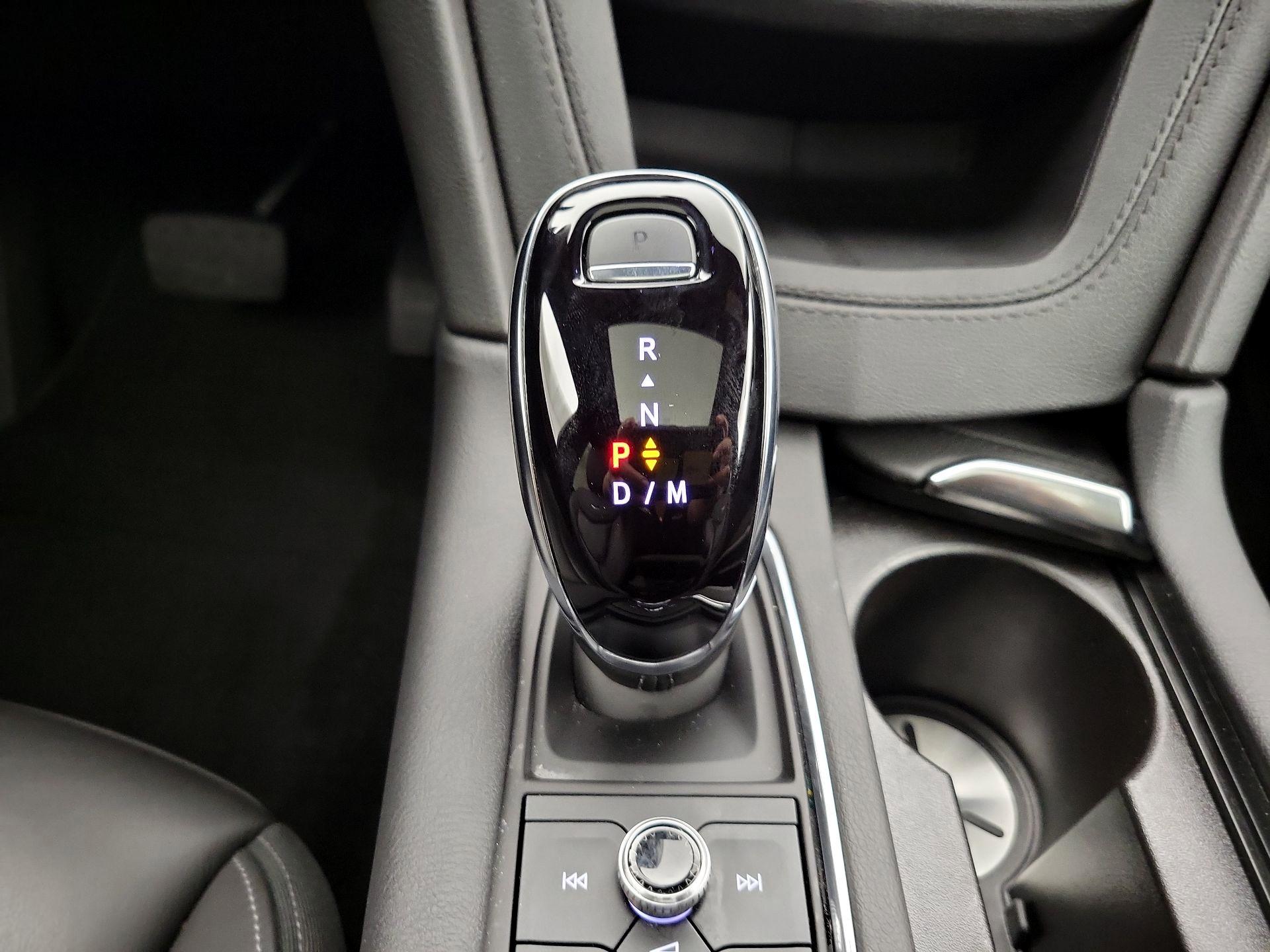 Thumbnail: 2025 Cadillac XT6 - 18