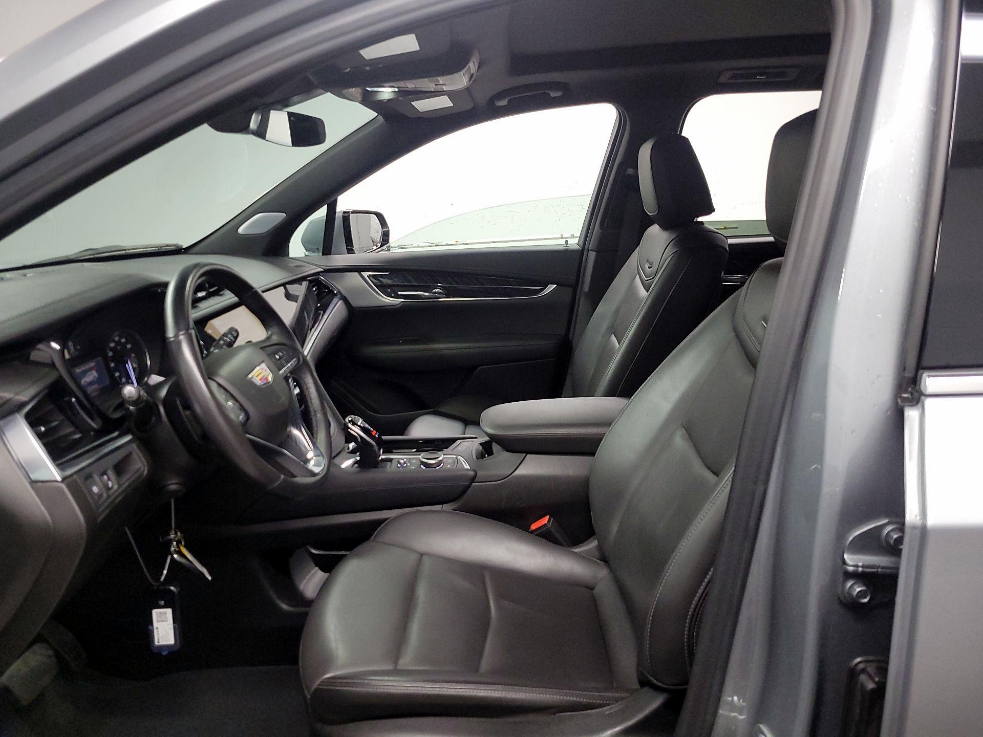 Thumbnail: 2025 Cadillac XT6 - 11