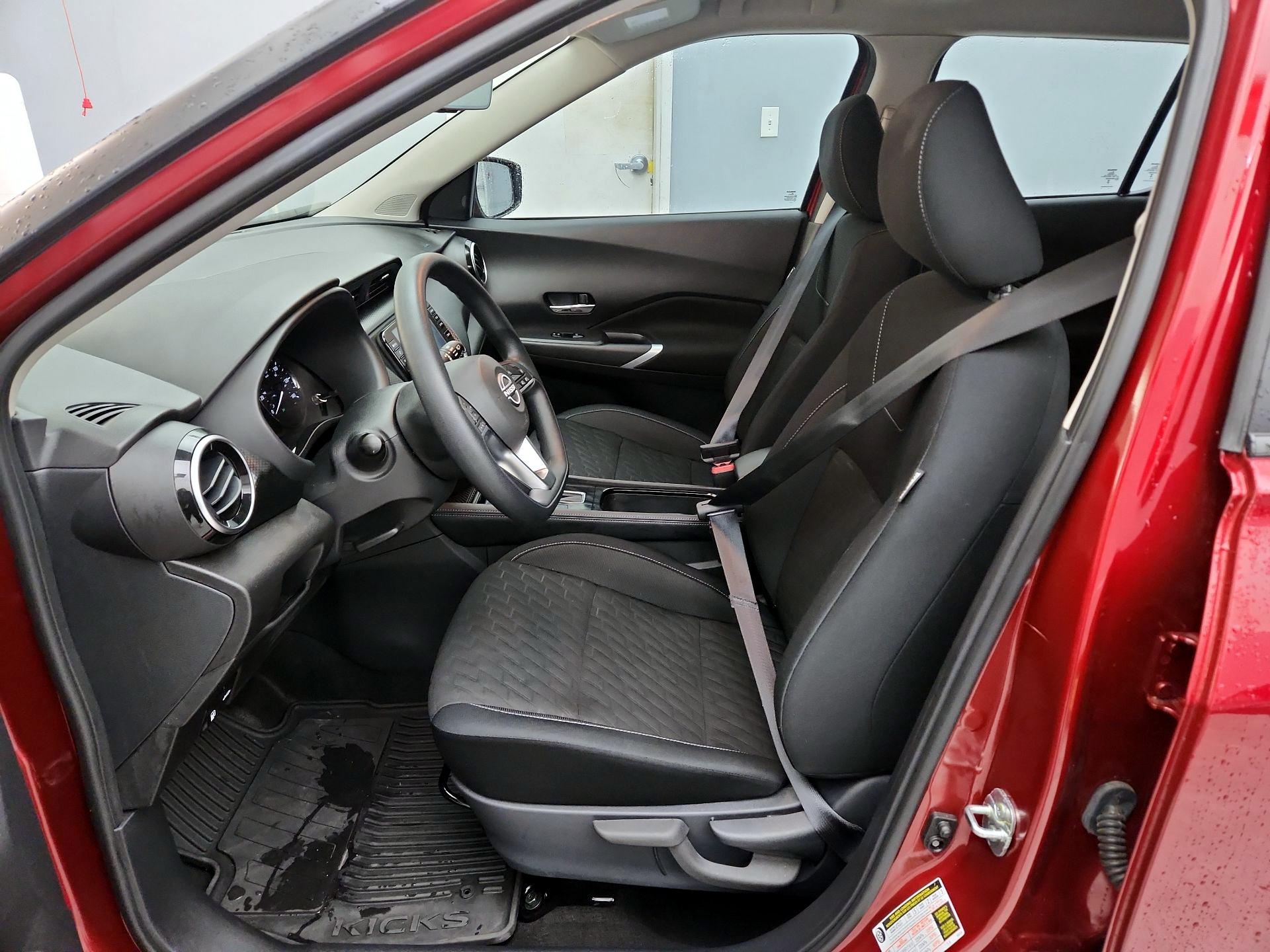 Thumbnail: 2023 Nissan Kicks - 11