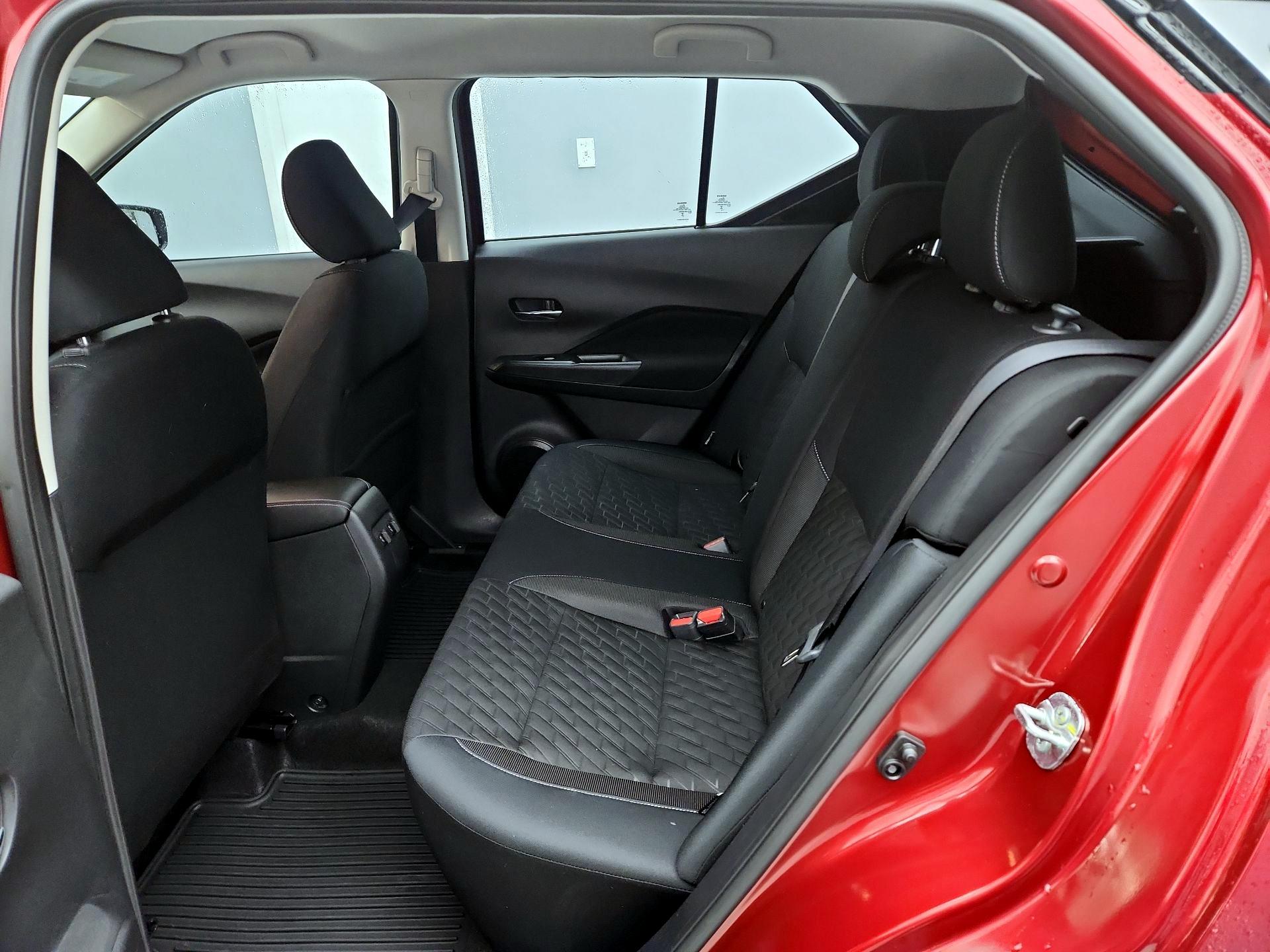 Thumbnail: 2023 Nissan Kicks - 18