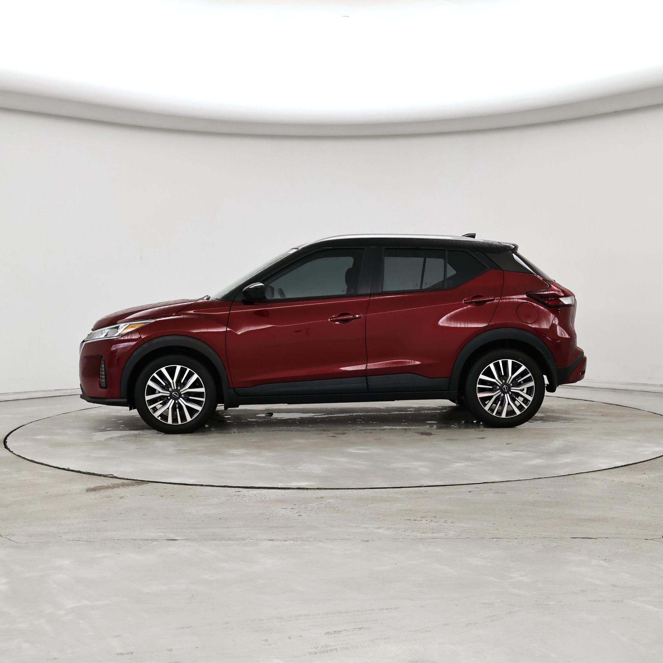 Thumbnail: 2023 Nissan Kicks - 3
