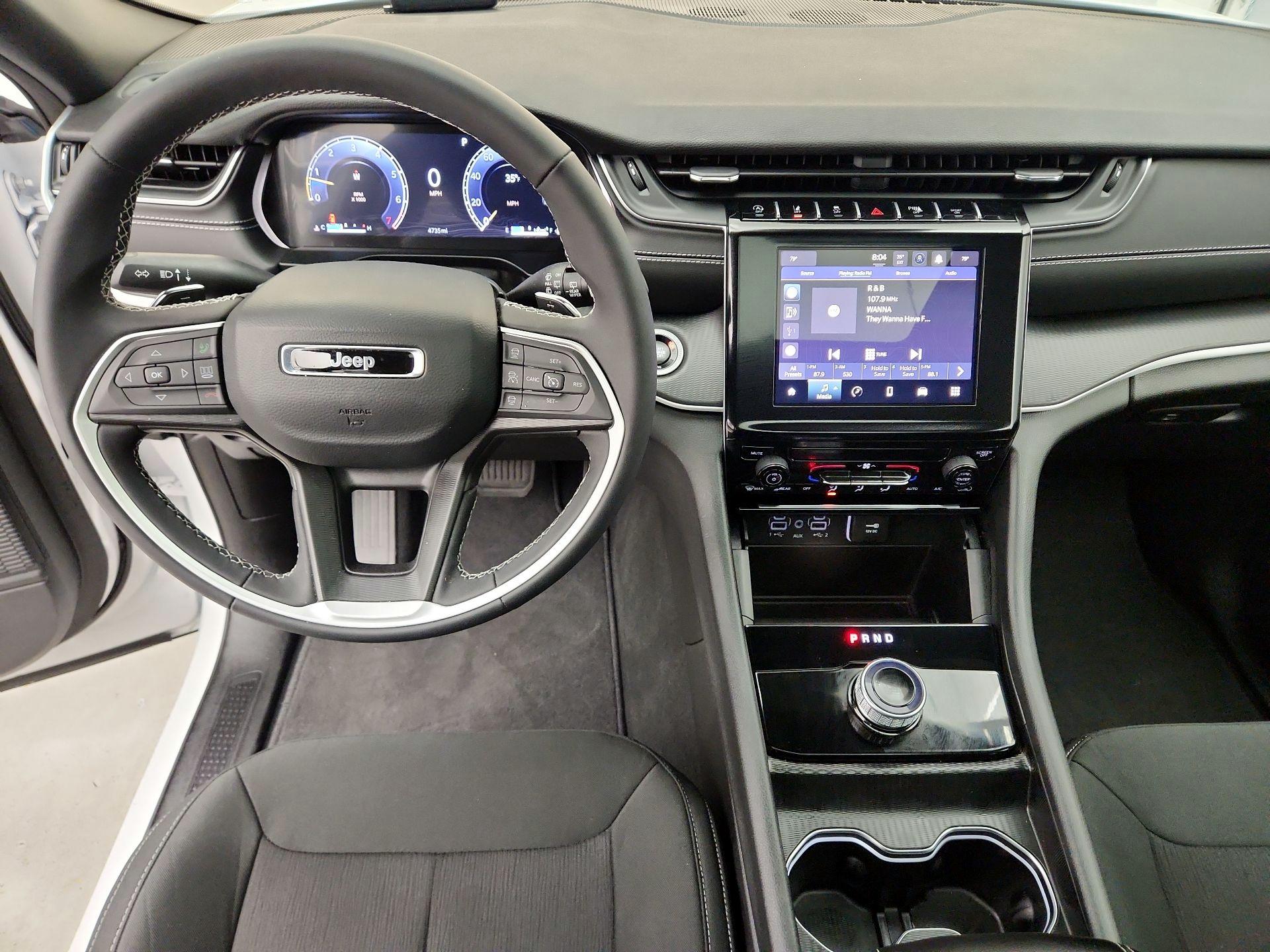 Thumbnail: 2025 Jeep Grand Cherokee - 9