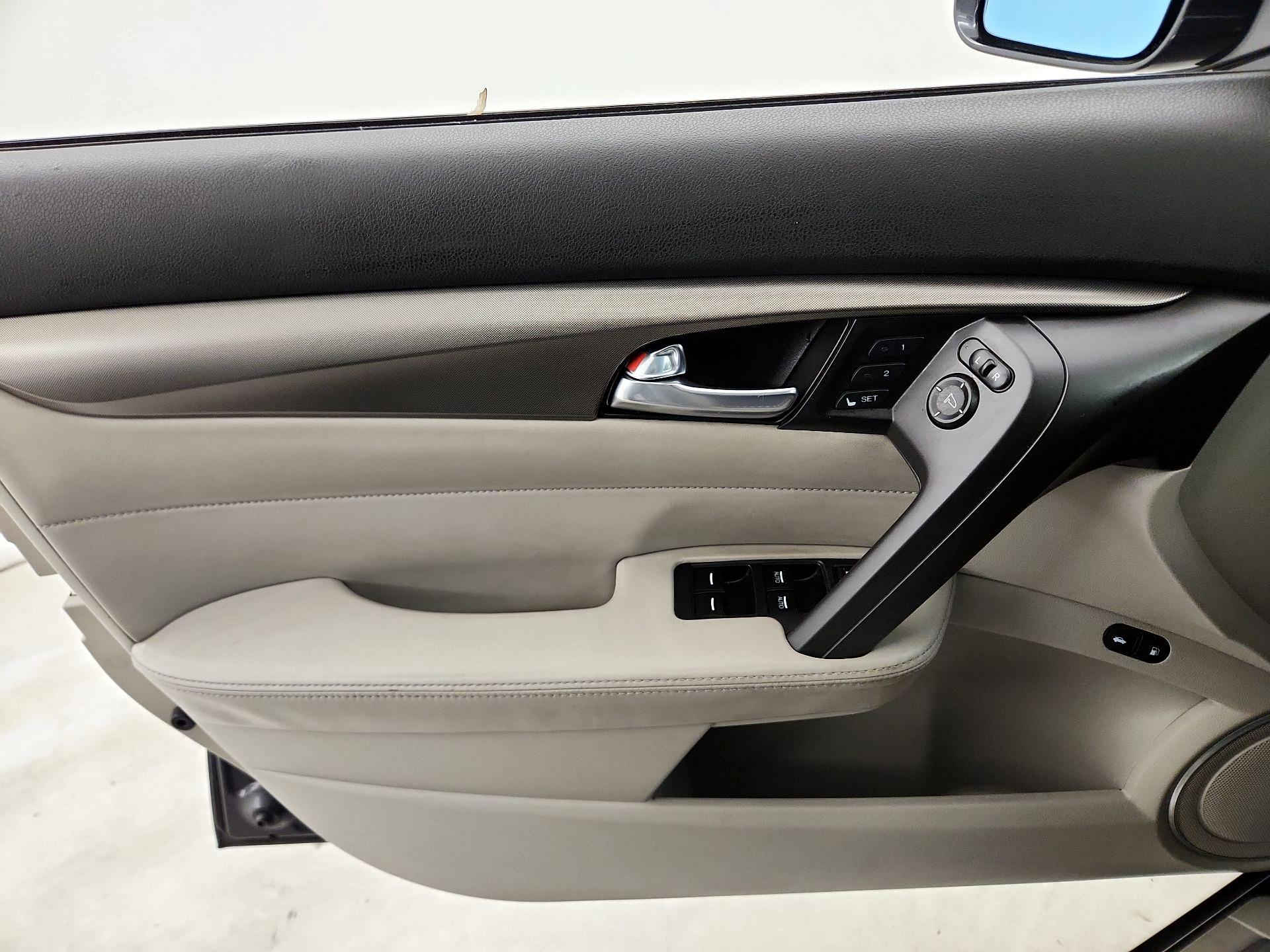 Thumbnail: 2014 Acura TL - 12