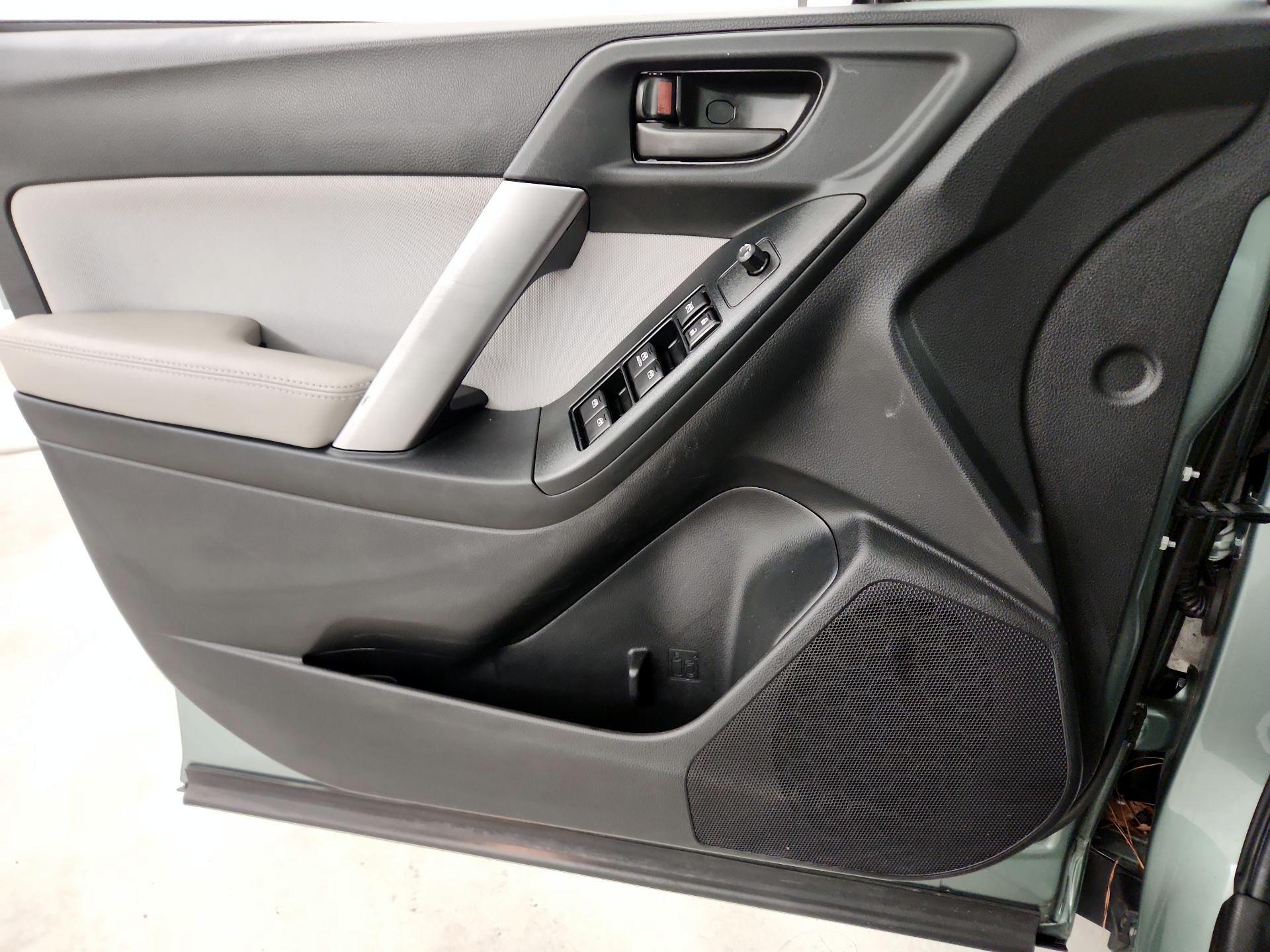 Thumbnail: 2016 Subaru Forester - 12