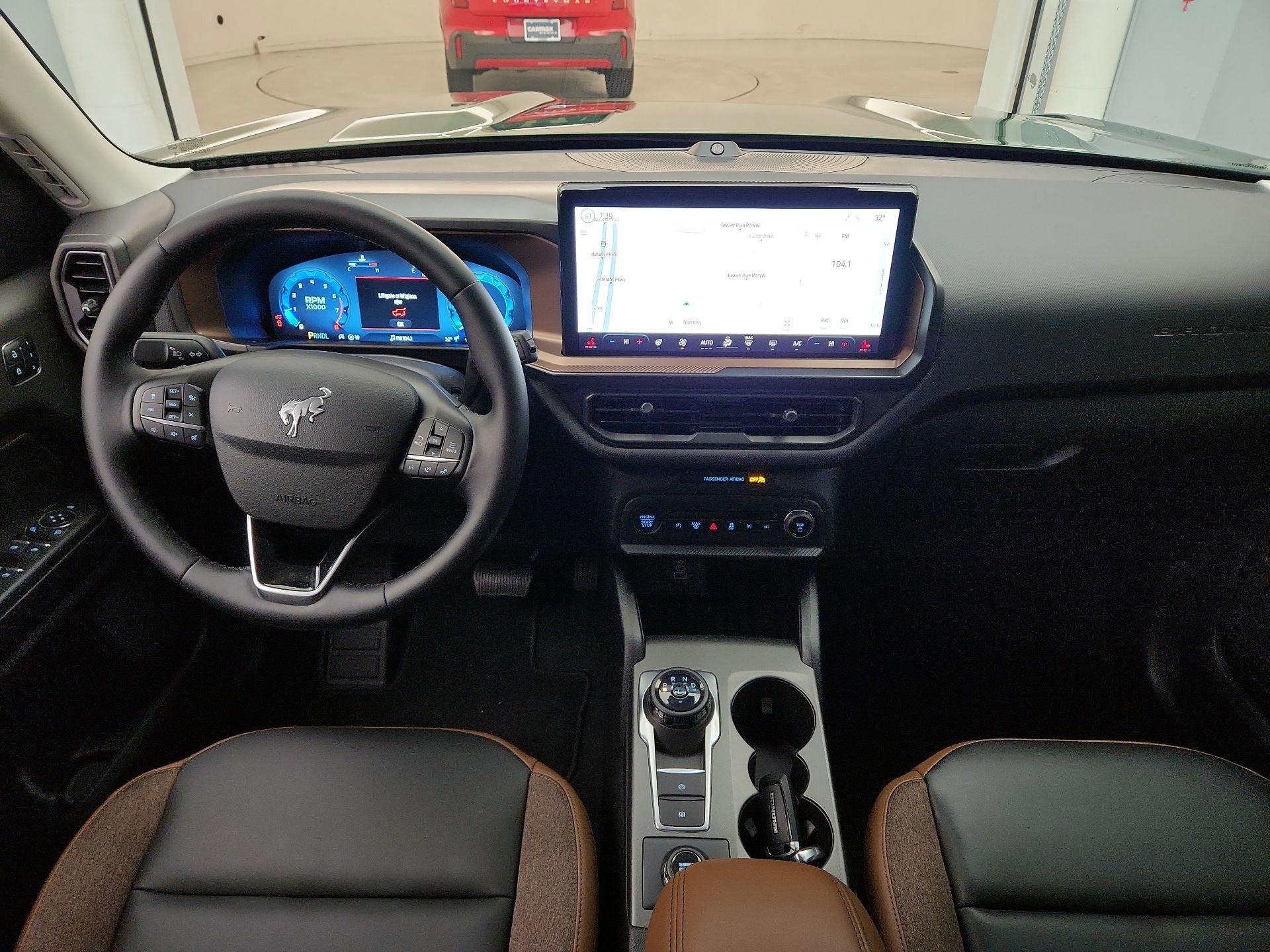 Thumbnail: 2025 Ford Bronco Sport - 9