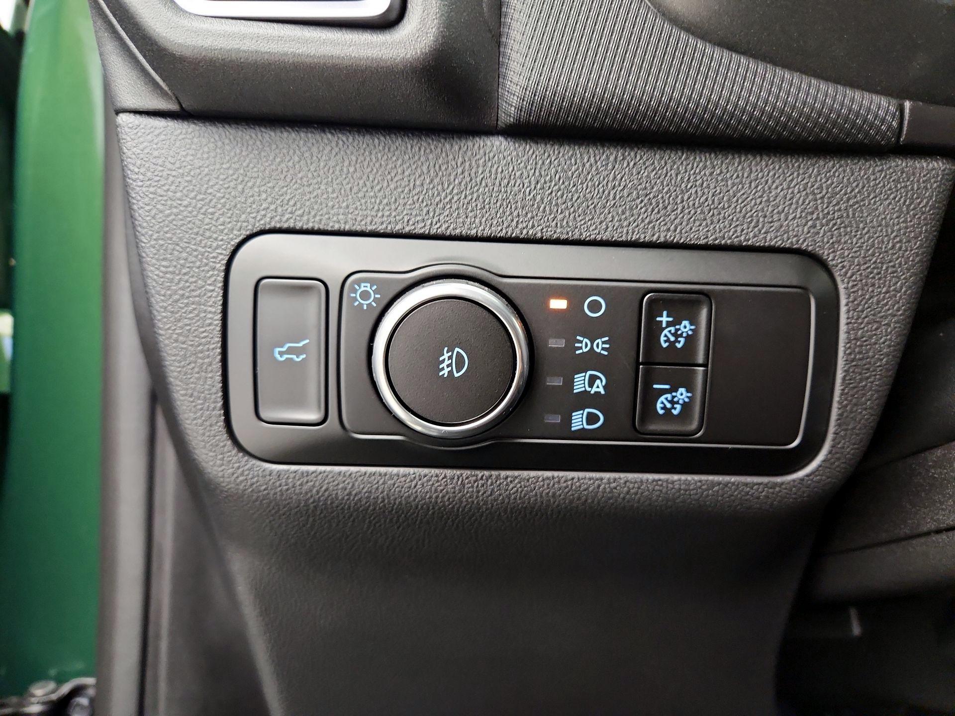 Thumbnail: 2025 Ford Bronco Sport - 13