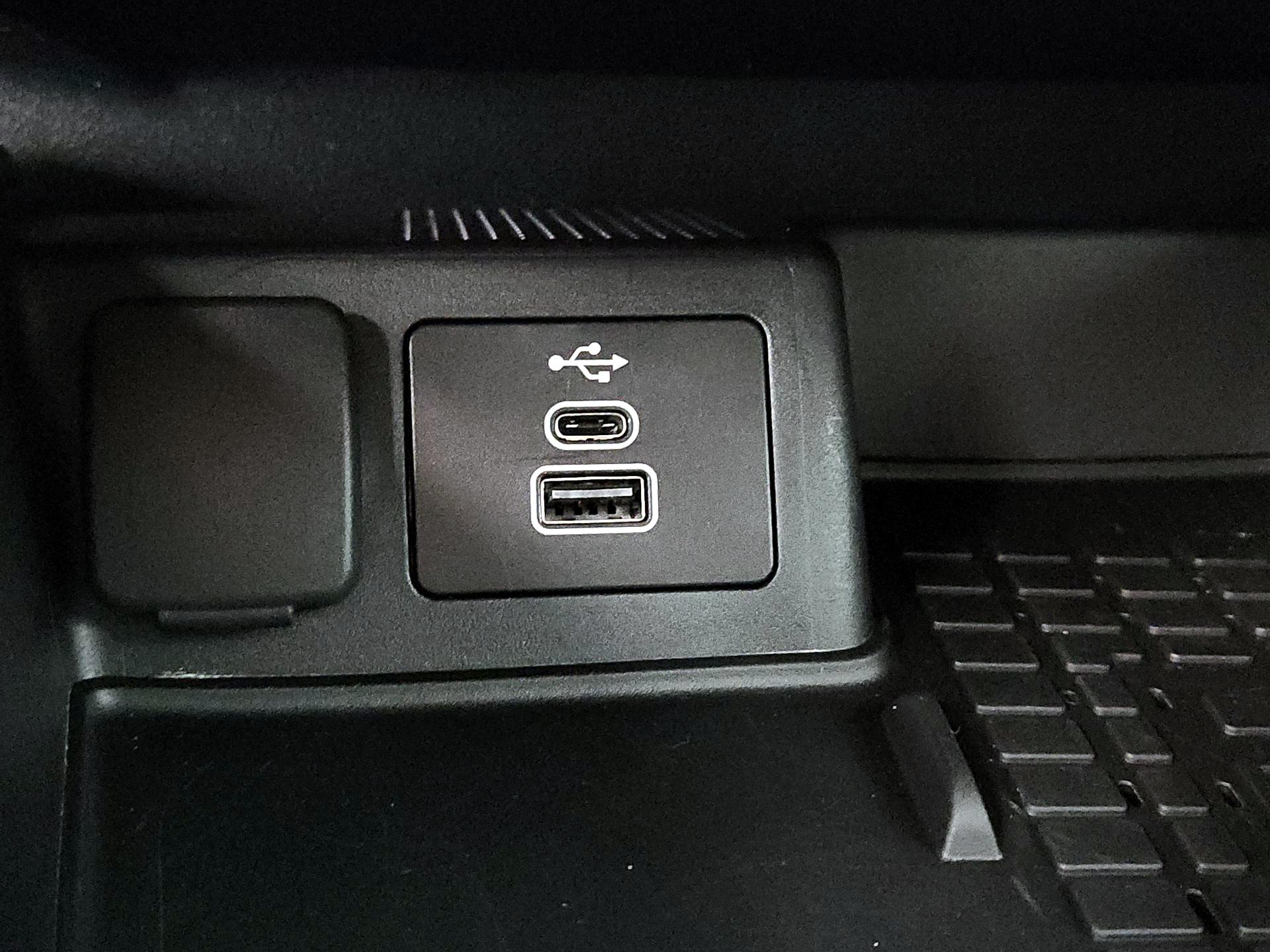 Thumbnail: 2025 Ford Bronco Sport - 19