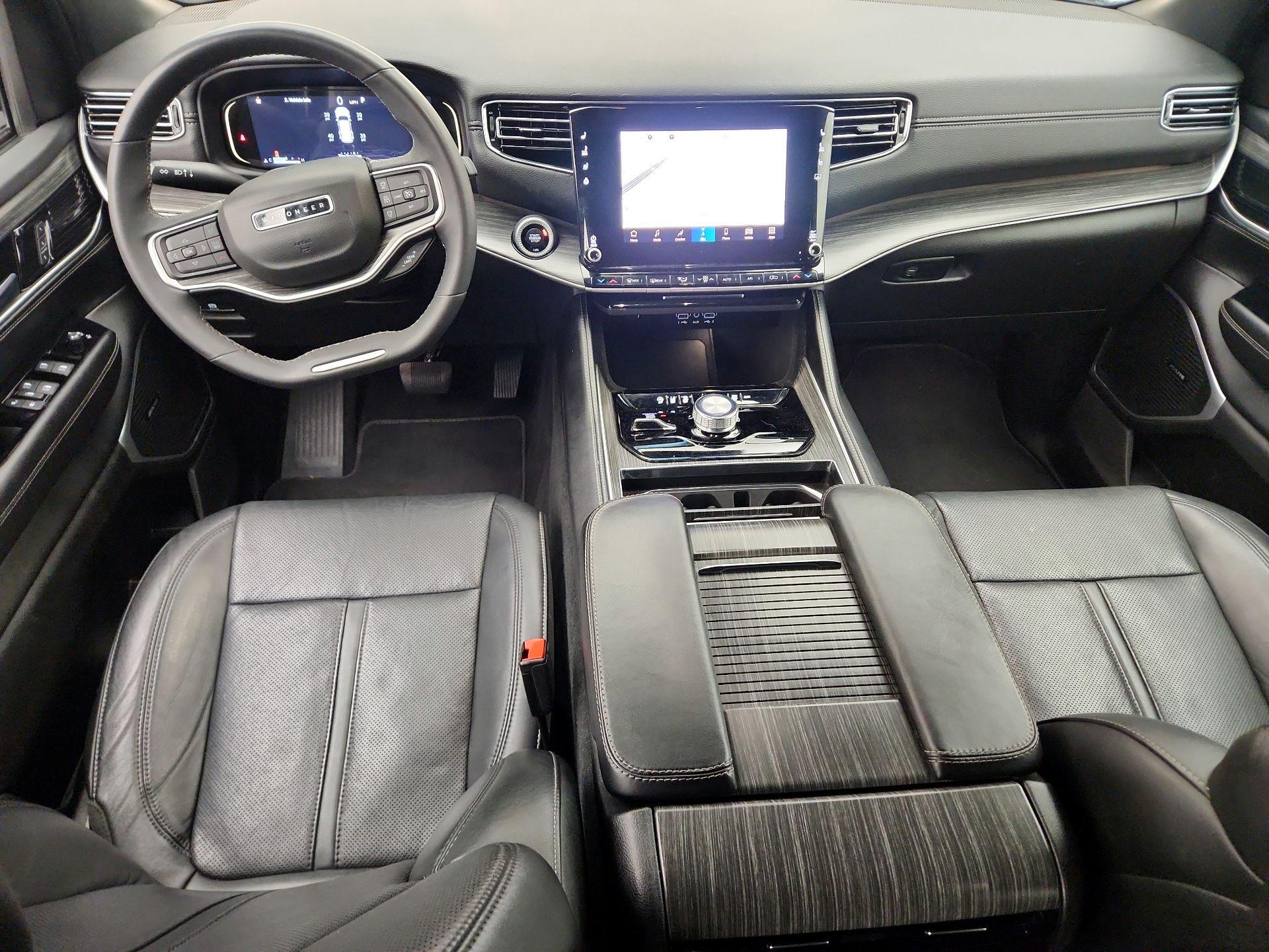 Thumbnail: 2023 Jeep Wagoneer - 9