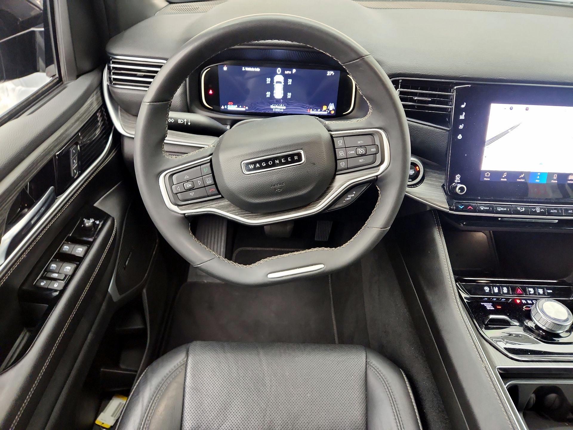 Thumbnail: 2023 Jeep Wagoneer - 10