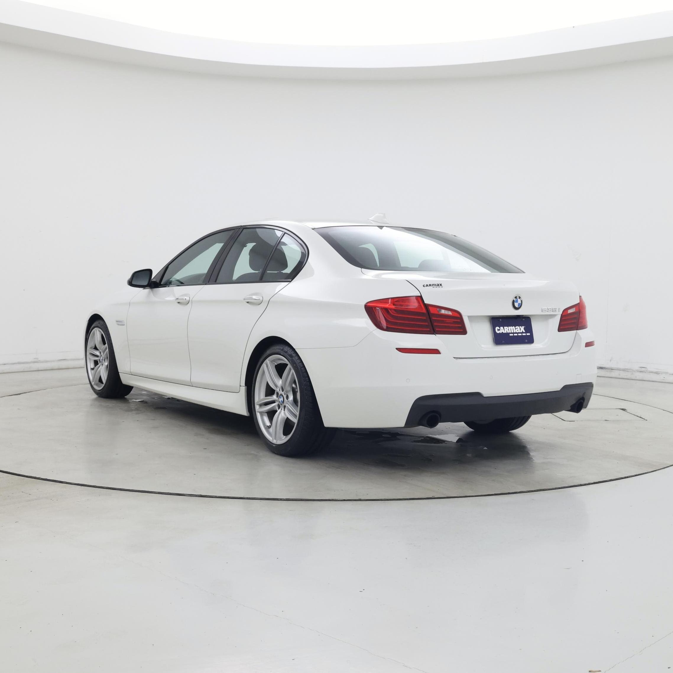 Thumbnail: 2016 BMW 5 Series - 2