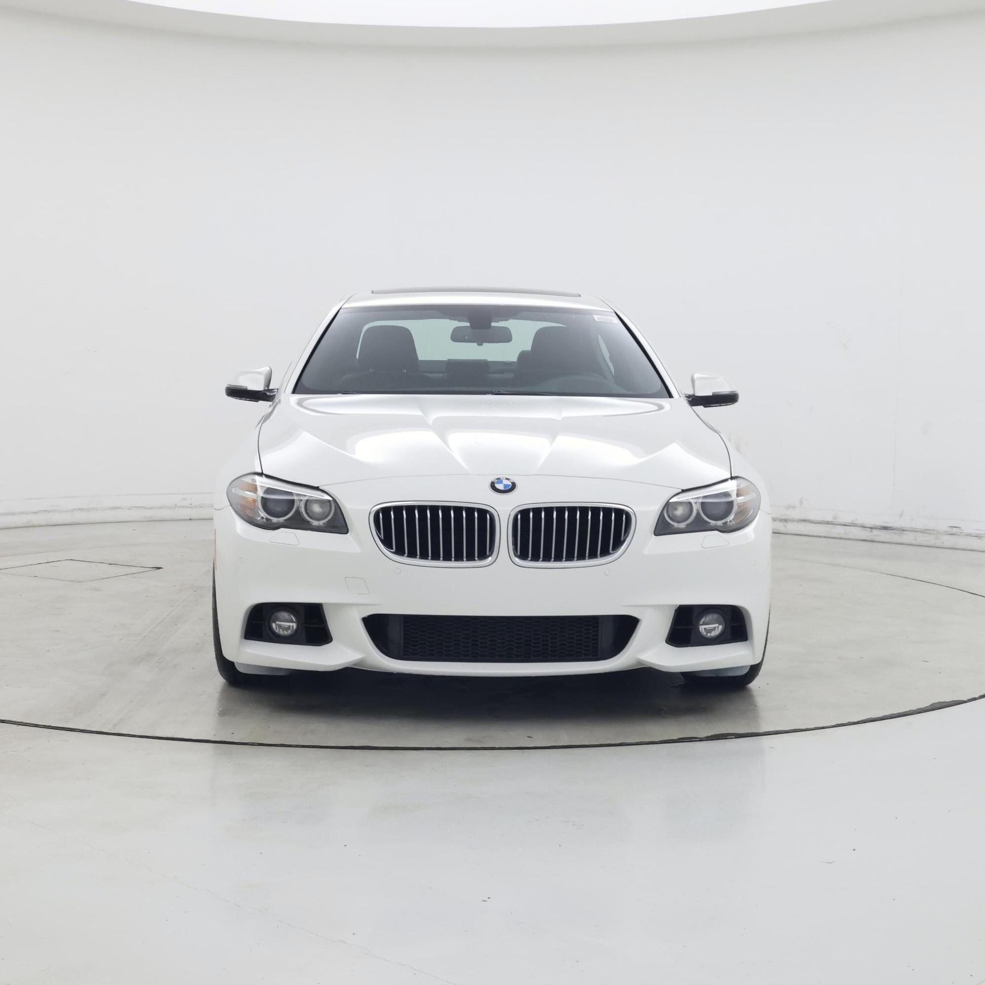 Thumbnail: 2016 BMW 5 Series - 5