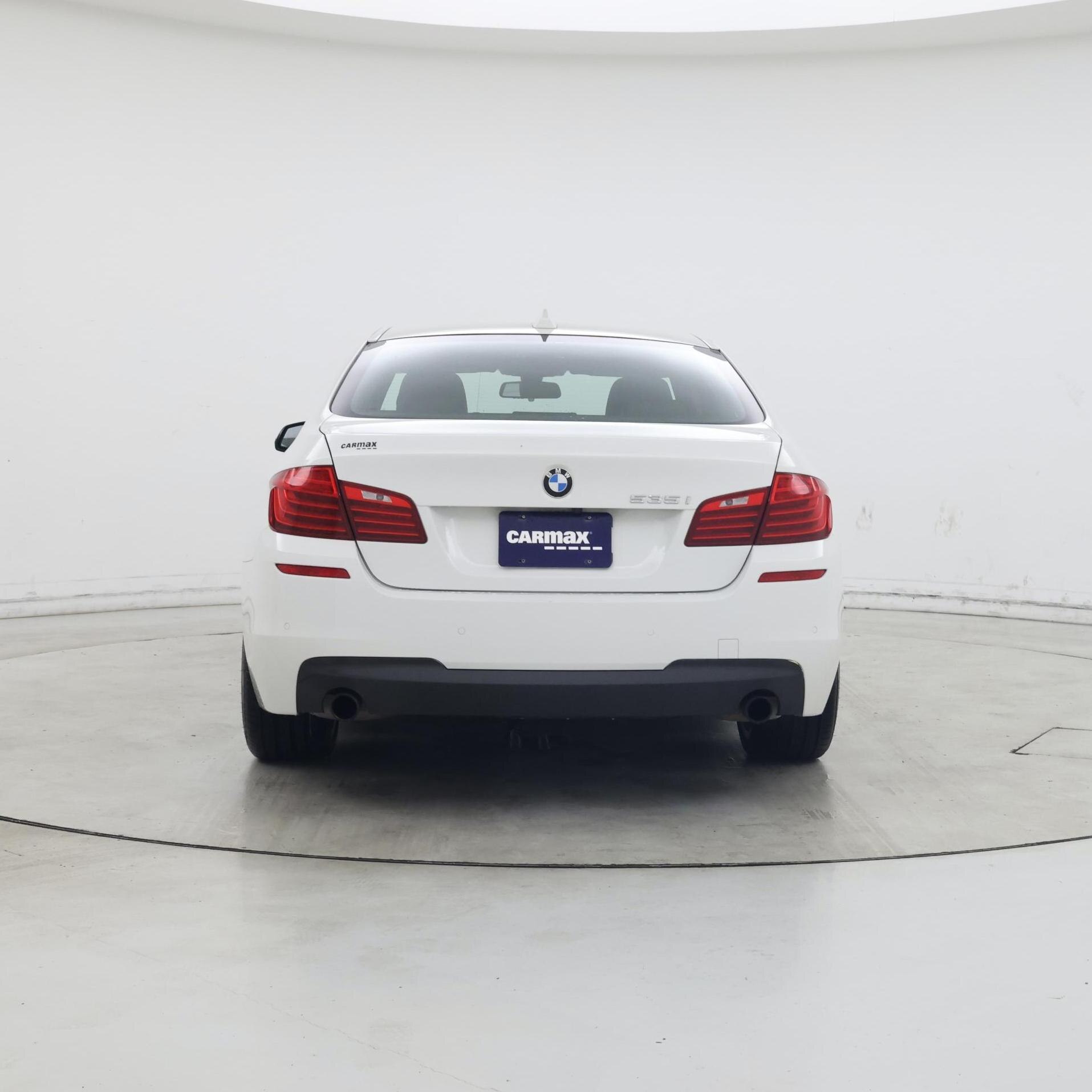 Thumbnail: 2016 BMW 5 Series - 6