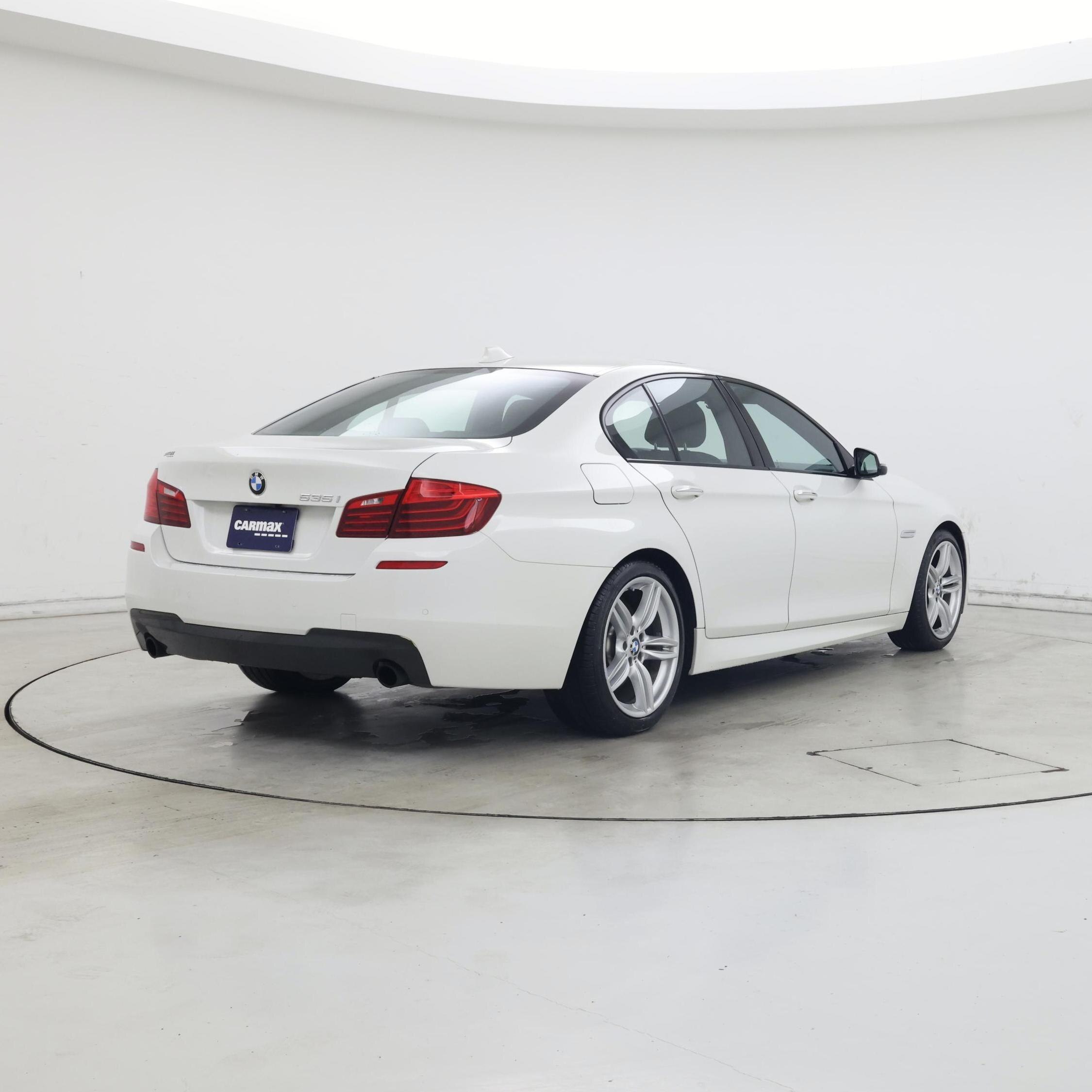 Thumbnail: 2016 BMW 5 Series - 8