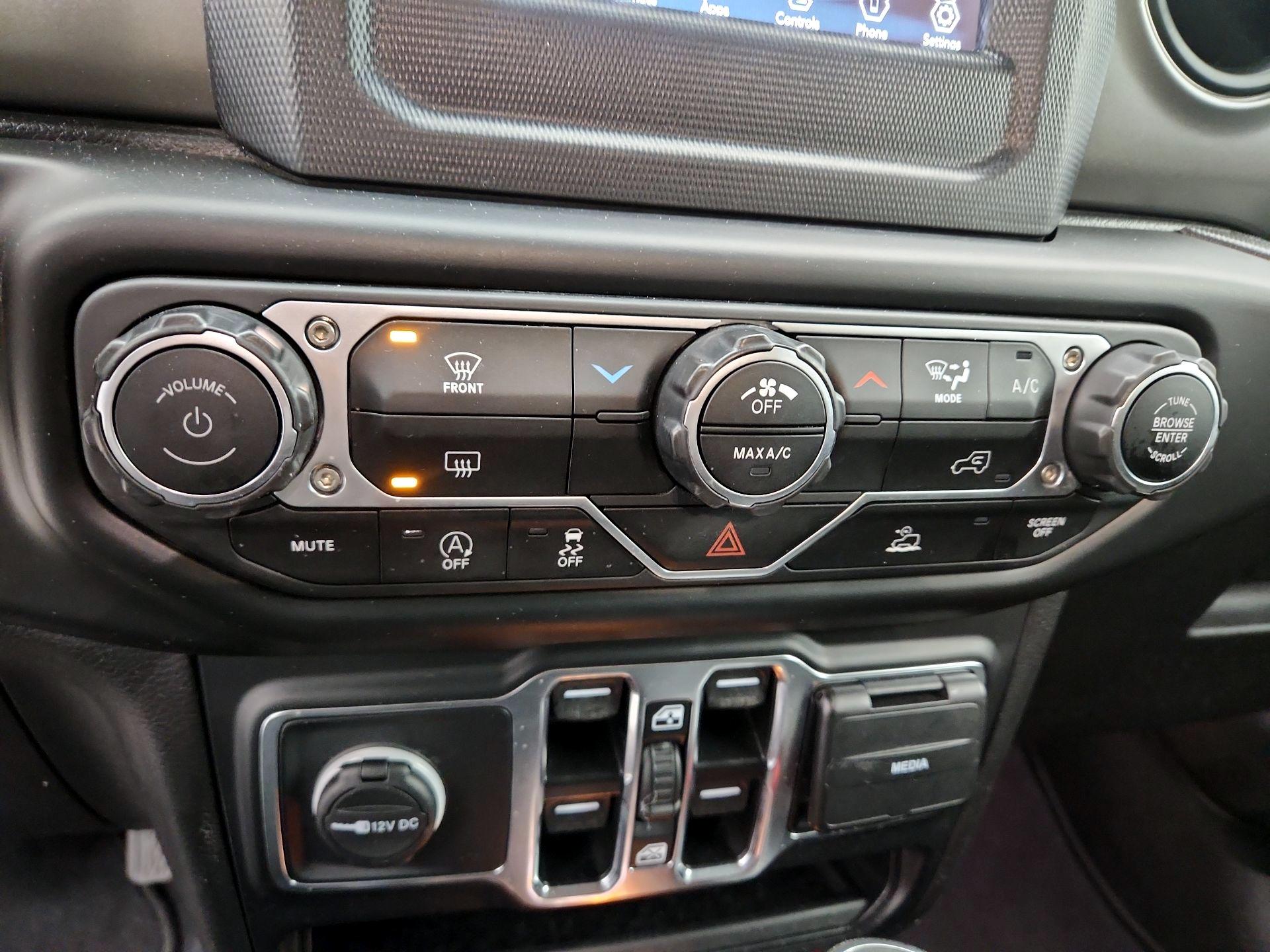 Thumbnail: 2023 Jeep Wrangler - 16