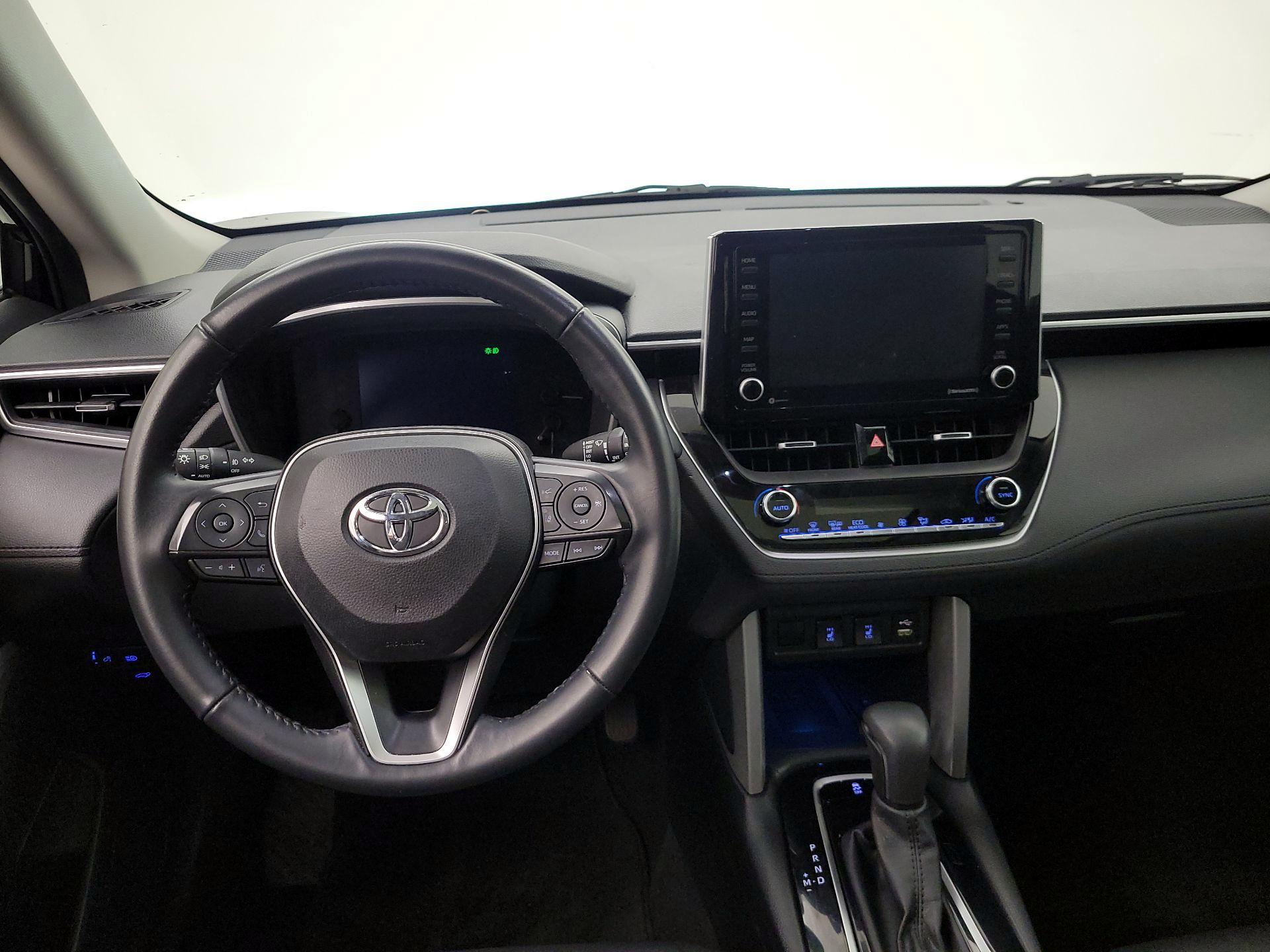 Thumbnail: 2022 Toyota Corolla Cross - 10