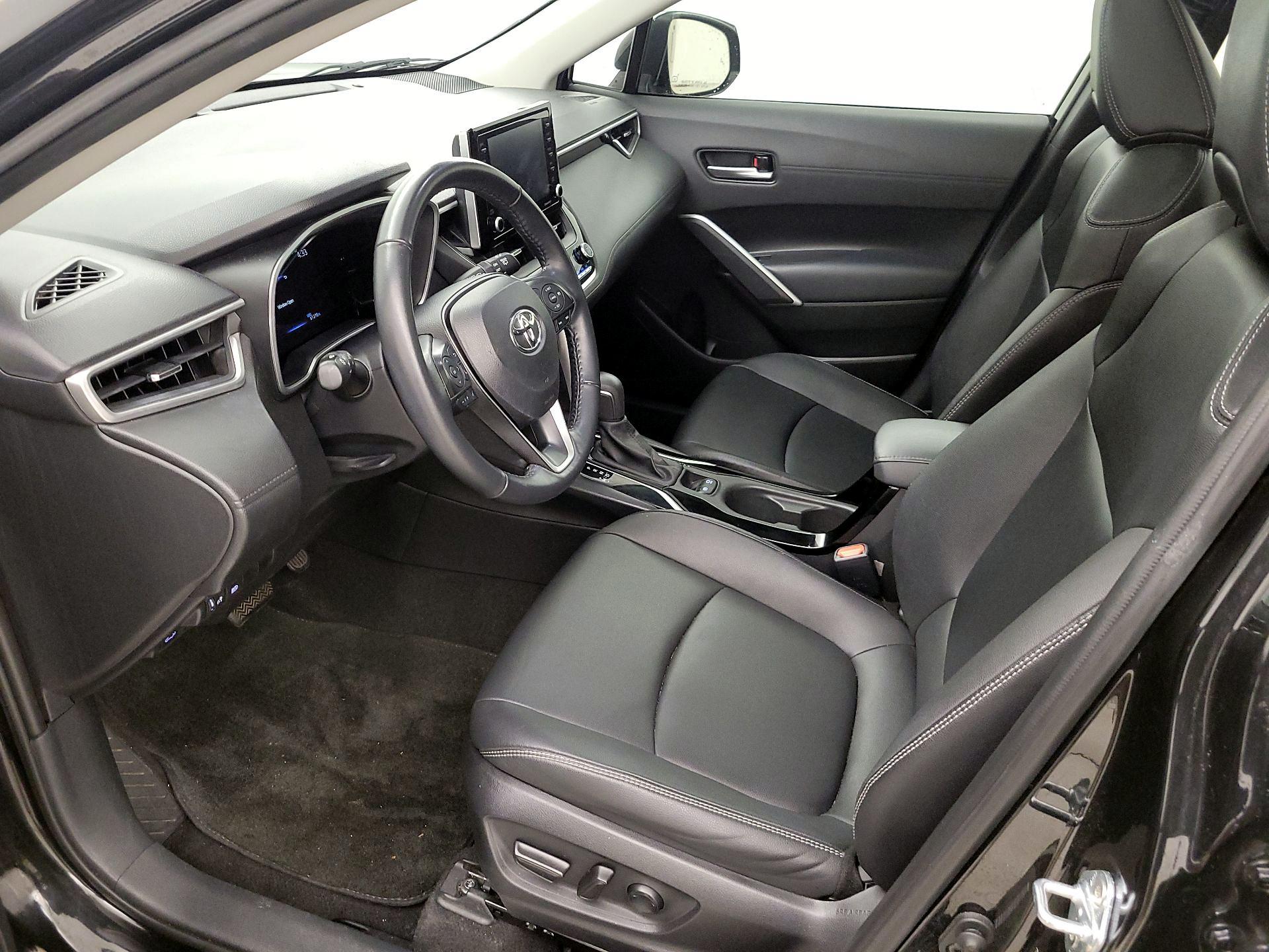 Thumbnail: 2022 Toyota Corolla Cross - 11