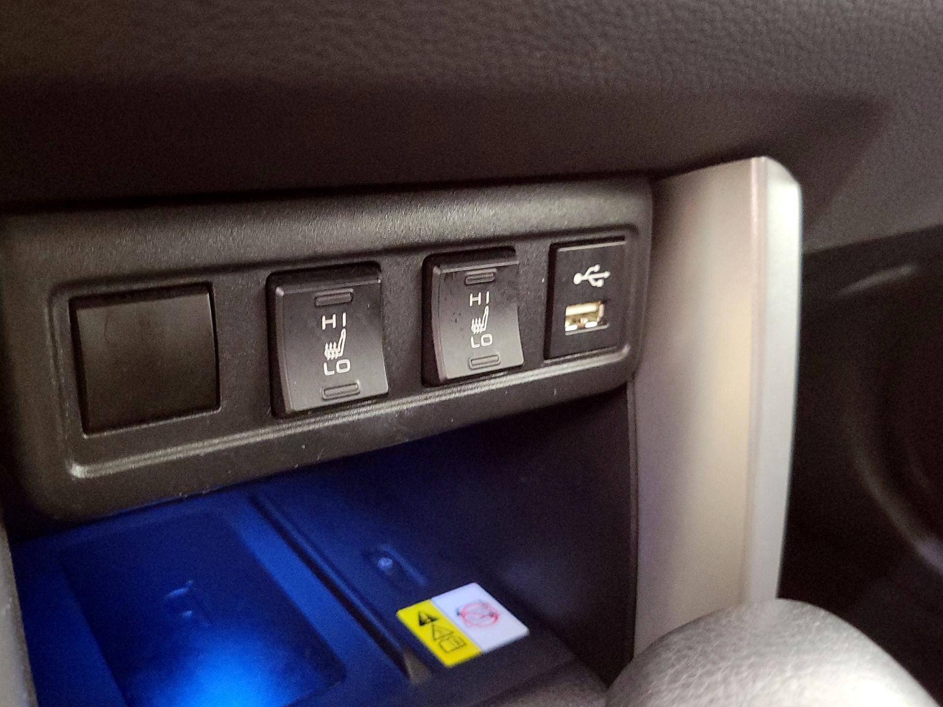 Thumbnail: 2022 Toyota Corolla Cross - 18