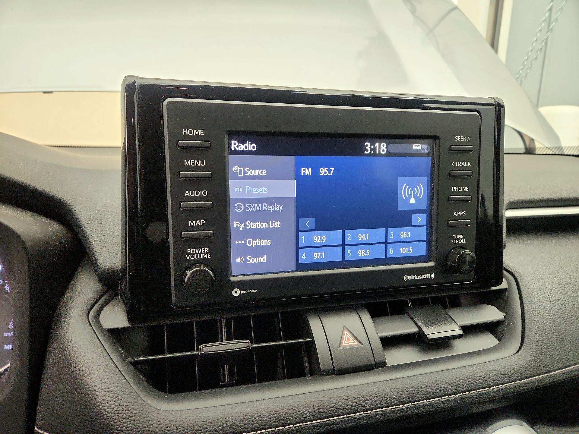 Thumbnail: 2020 Toyota RAV4 - 15