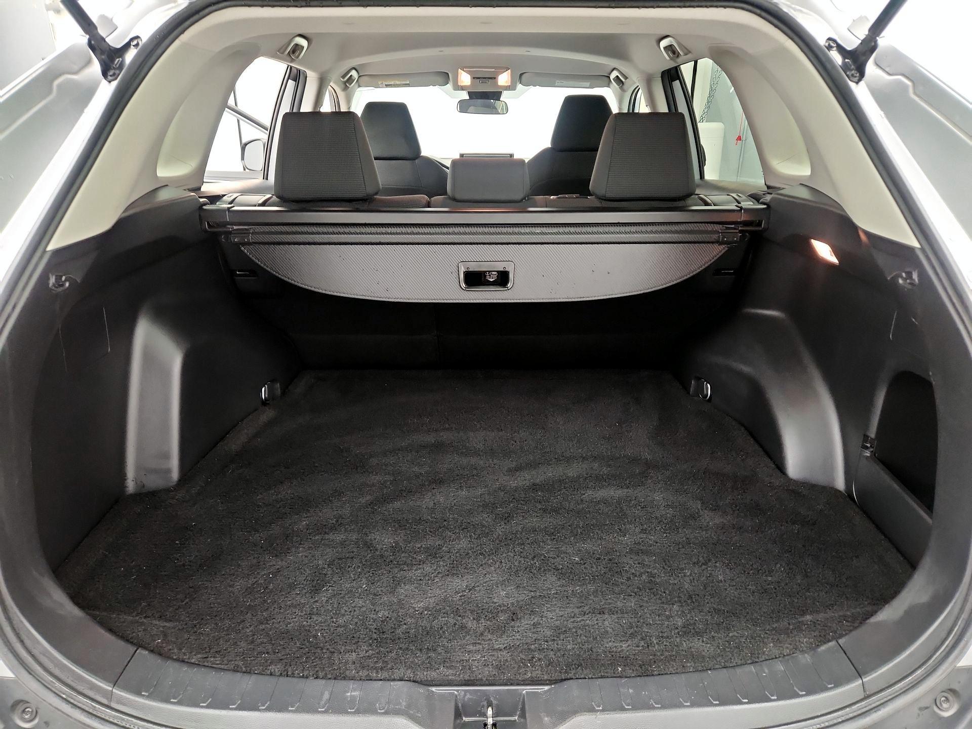 Thumbnail: 2020 Toyota RAV4 - 20