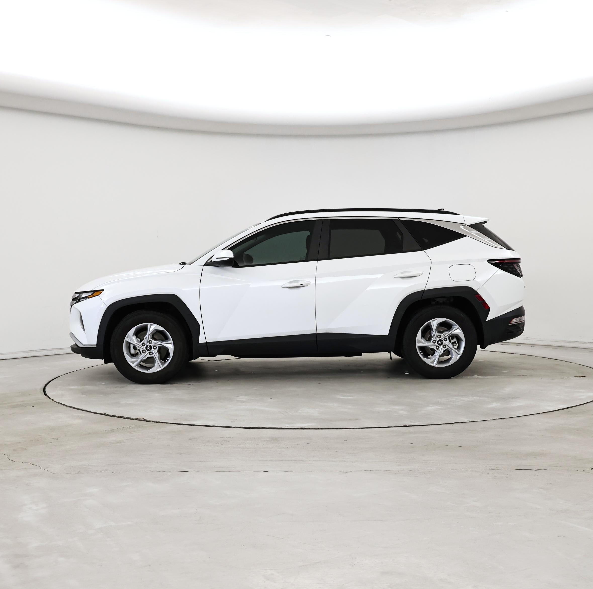 Thumbnail: 2022 Hyundai Tucson - 3